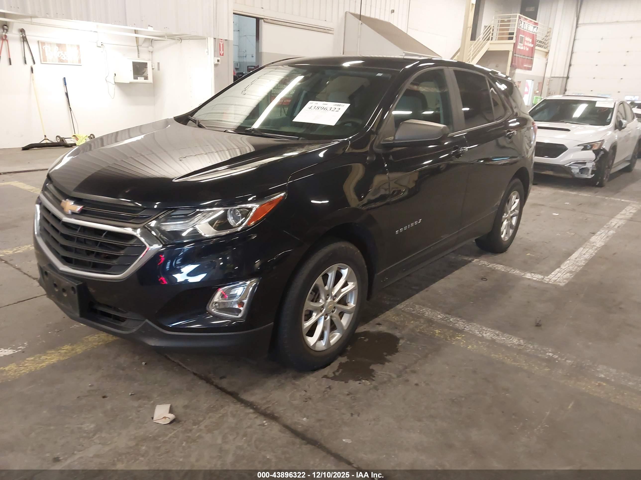 CHEVROLET EQUINOX image 2