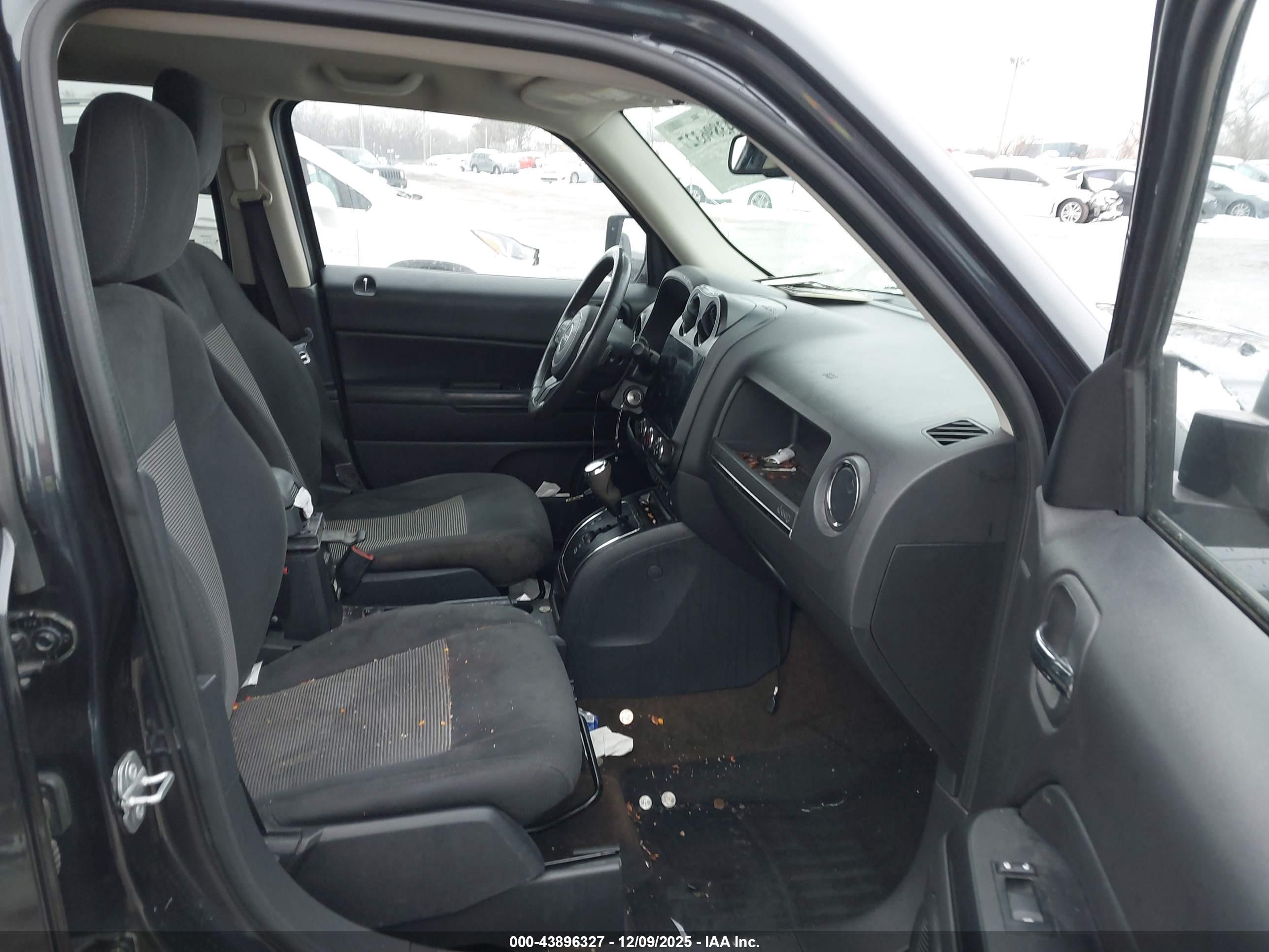 JEEP PATRIOT image 5