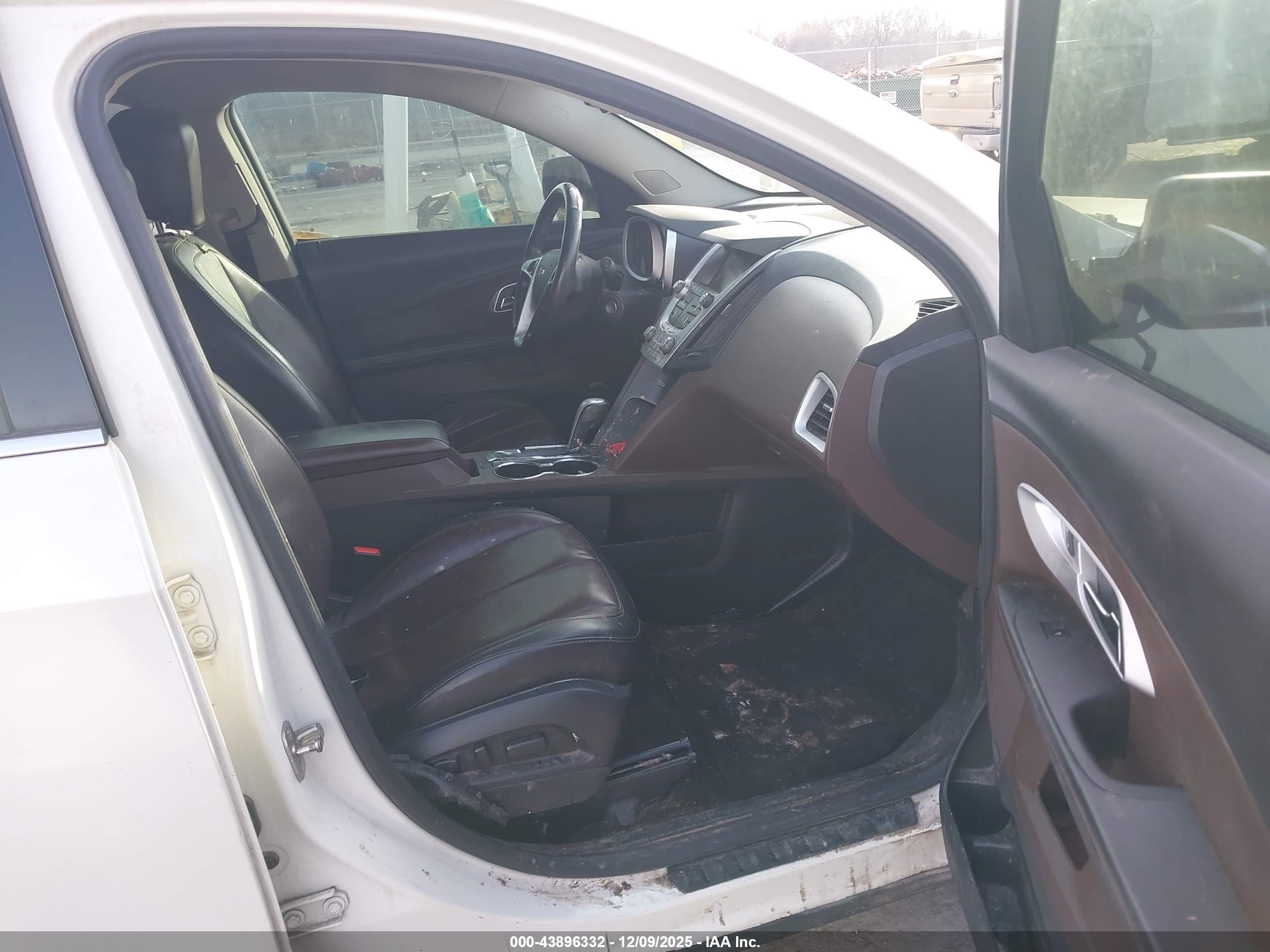 CHEVROLET EQUINOX image 5