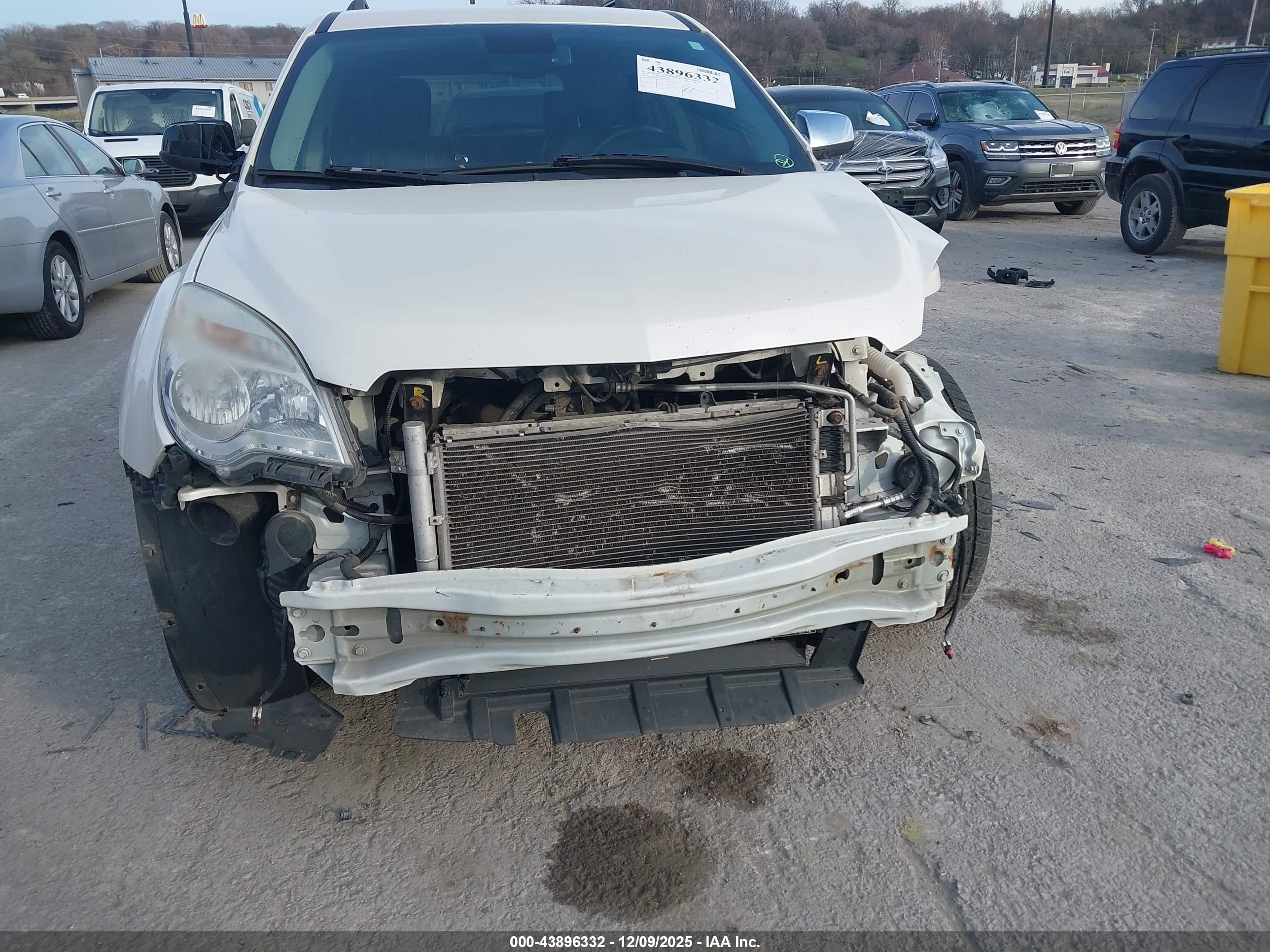 CHEVROLET EQUINOX image 6