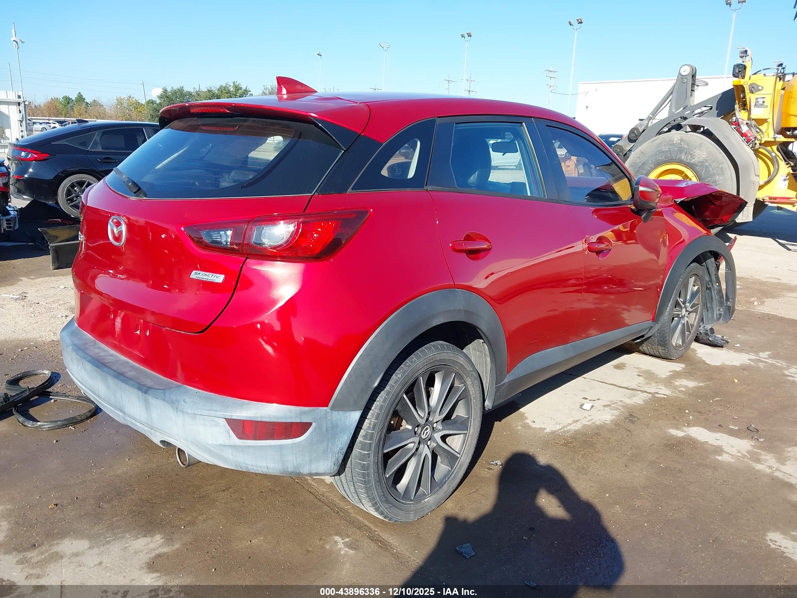 MAZDA CX-3 image 4