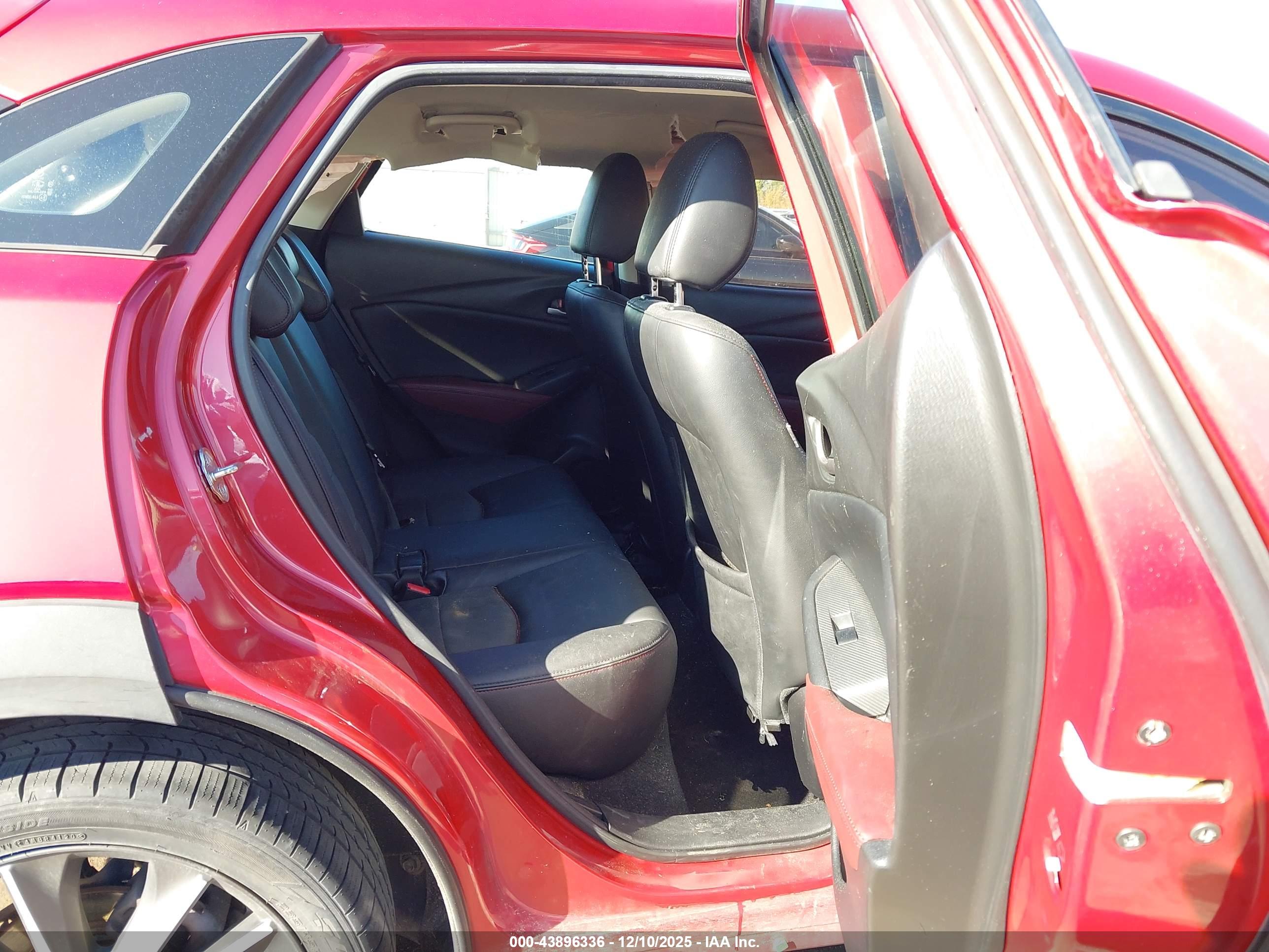 MAZDA CX-3 image 8