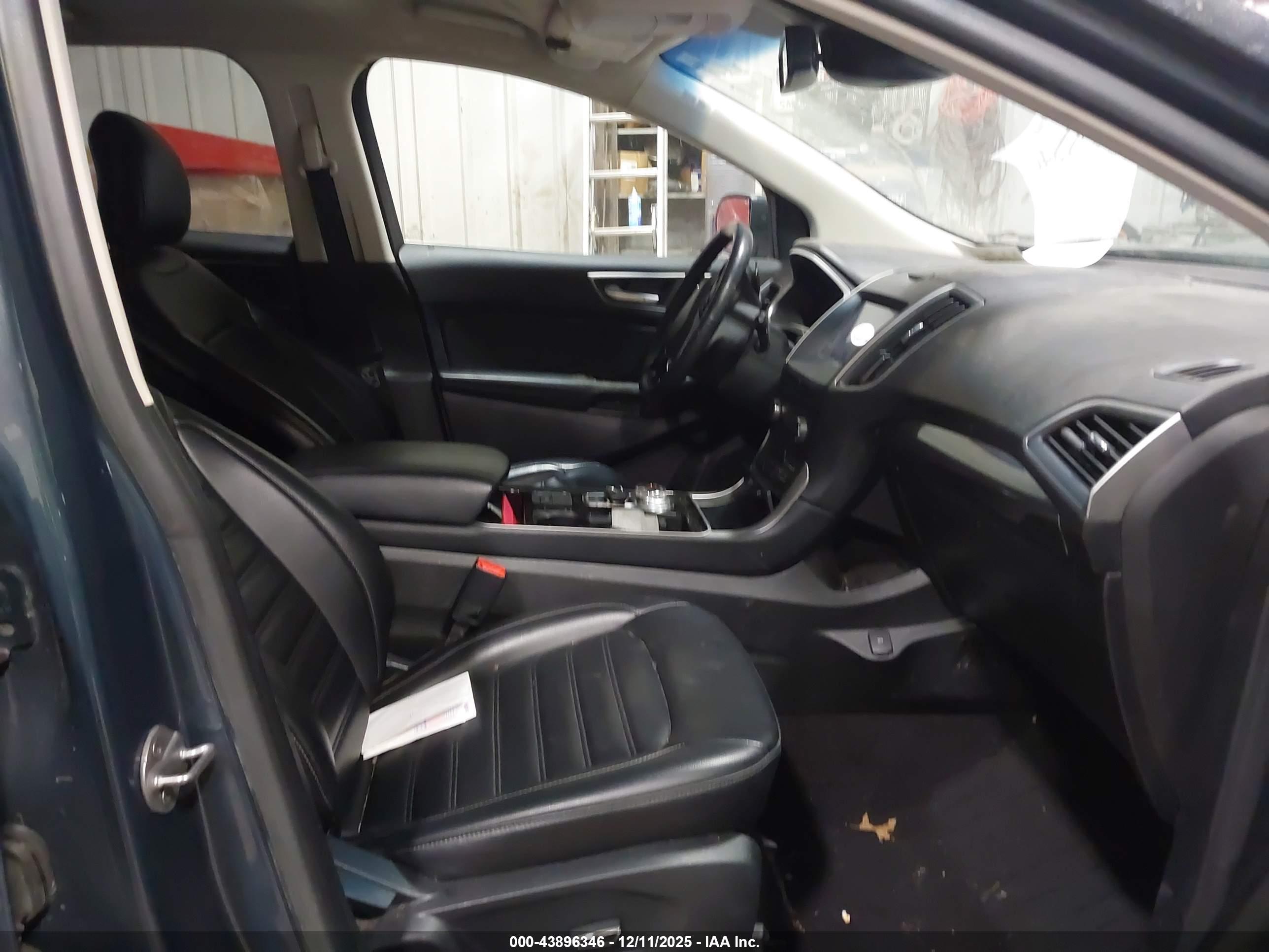 FORD EDGE image 5