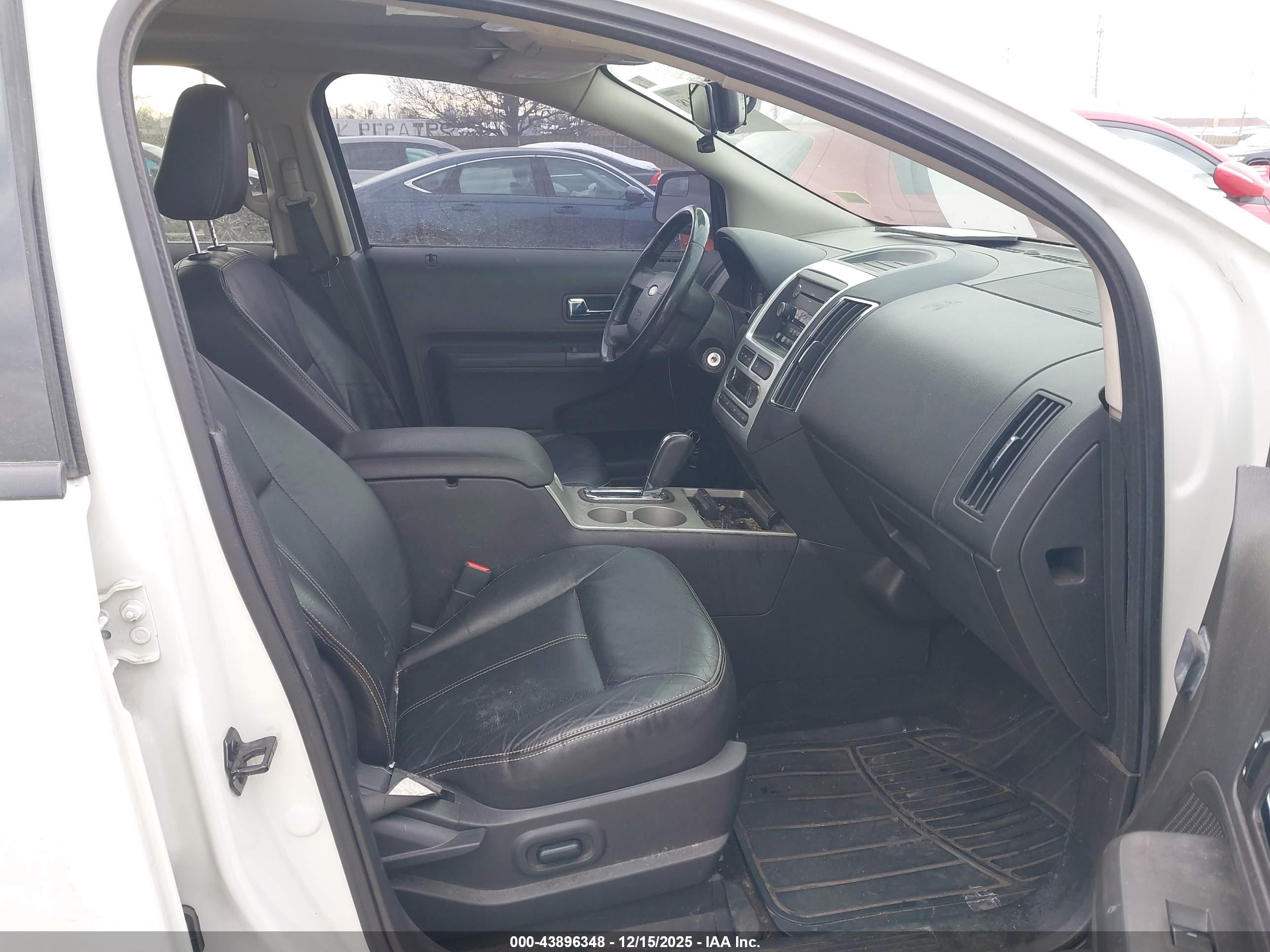 FORD EDGE image 5
