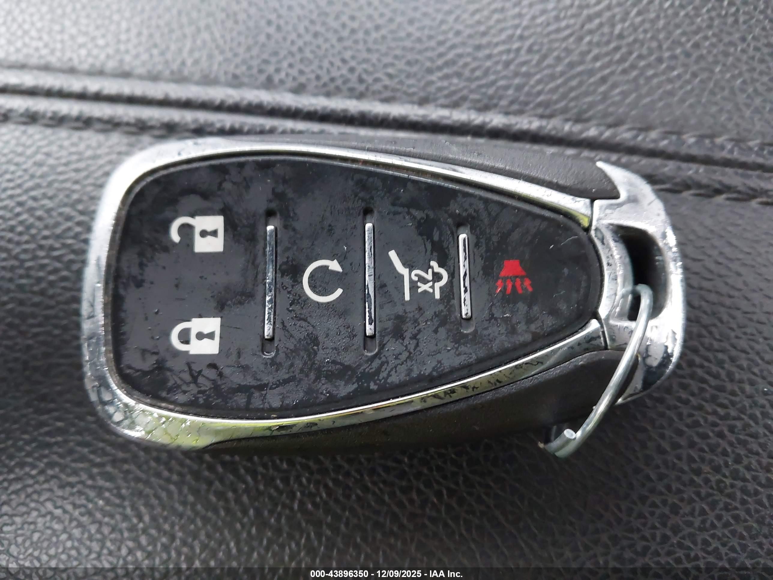 CHEVROLET EQUINOX image 11