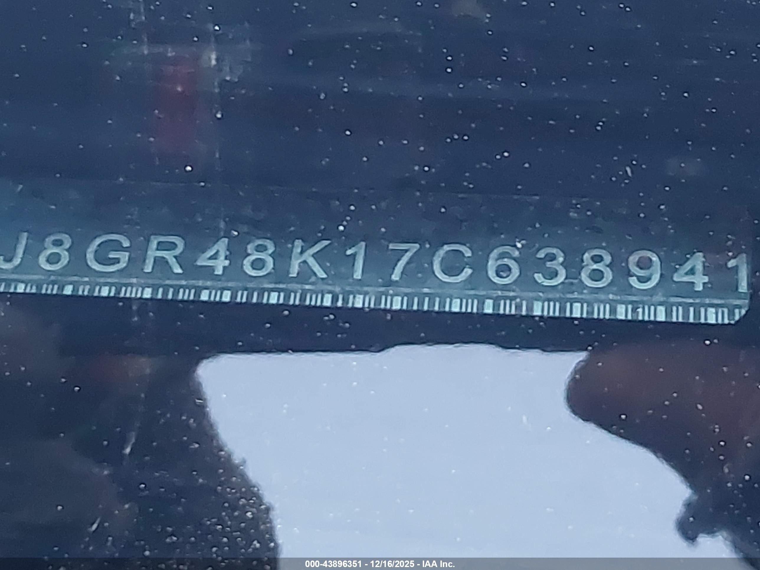 JEEP GRAND image 9
