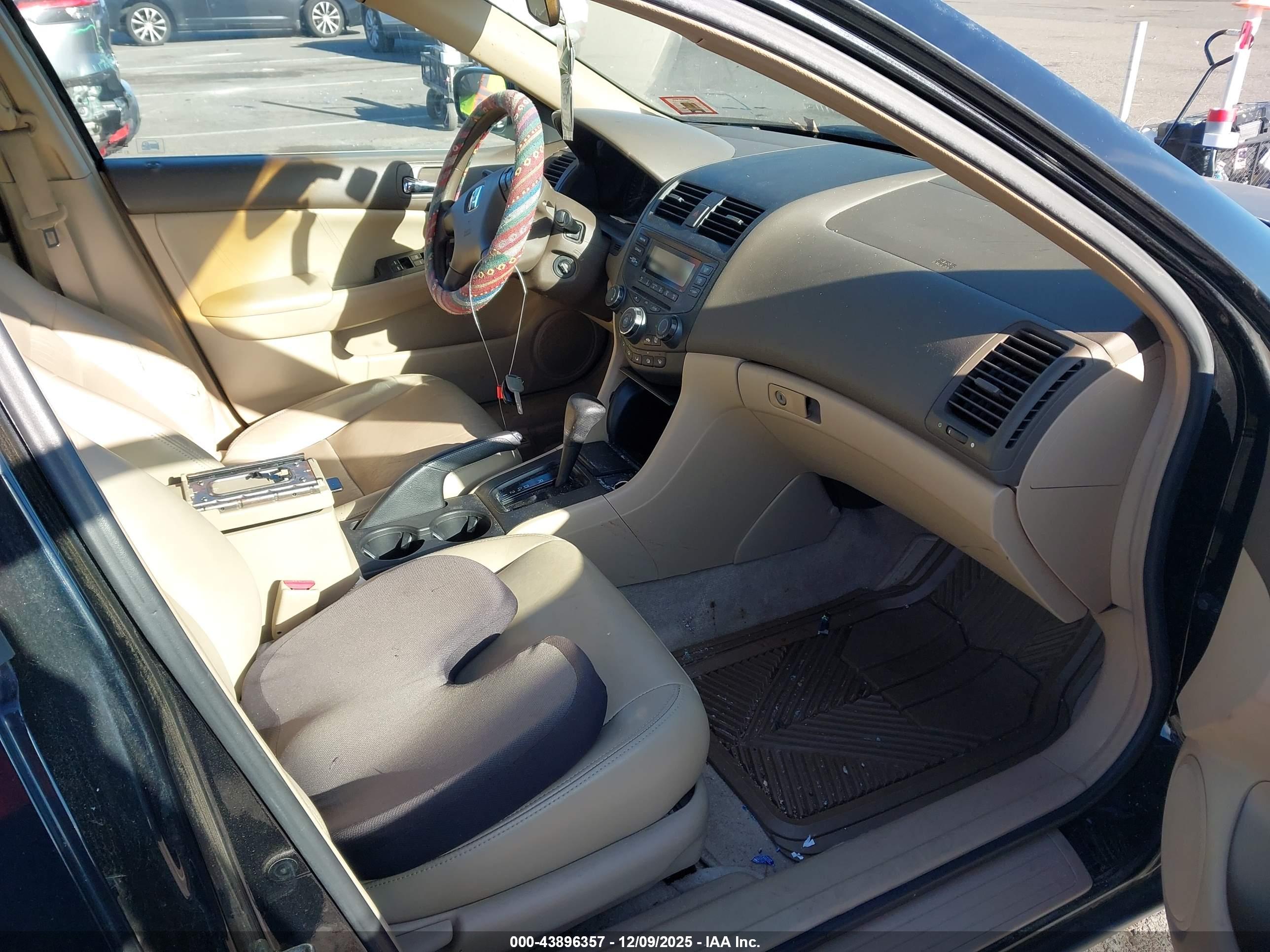 HONDA ACCORD image 5