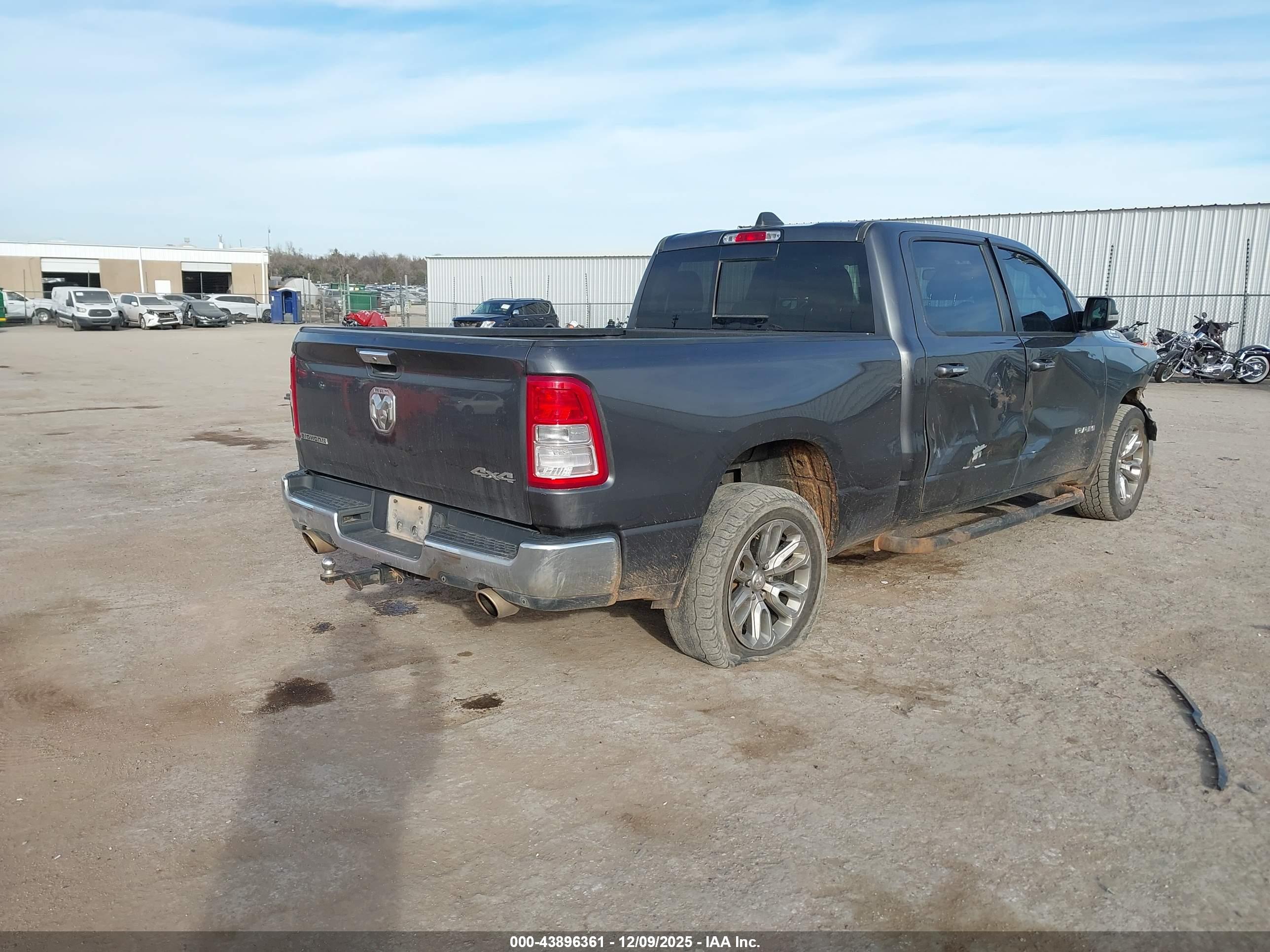 RAM 1500 image 4