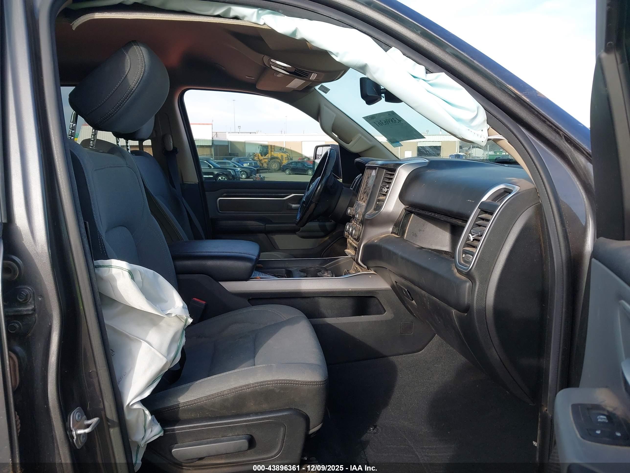 RAM 1500 image 5