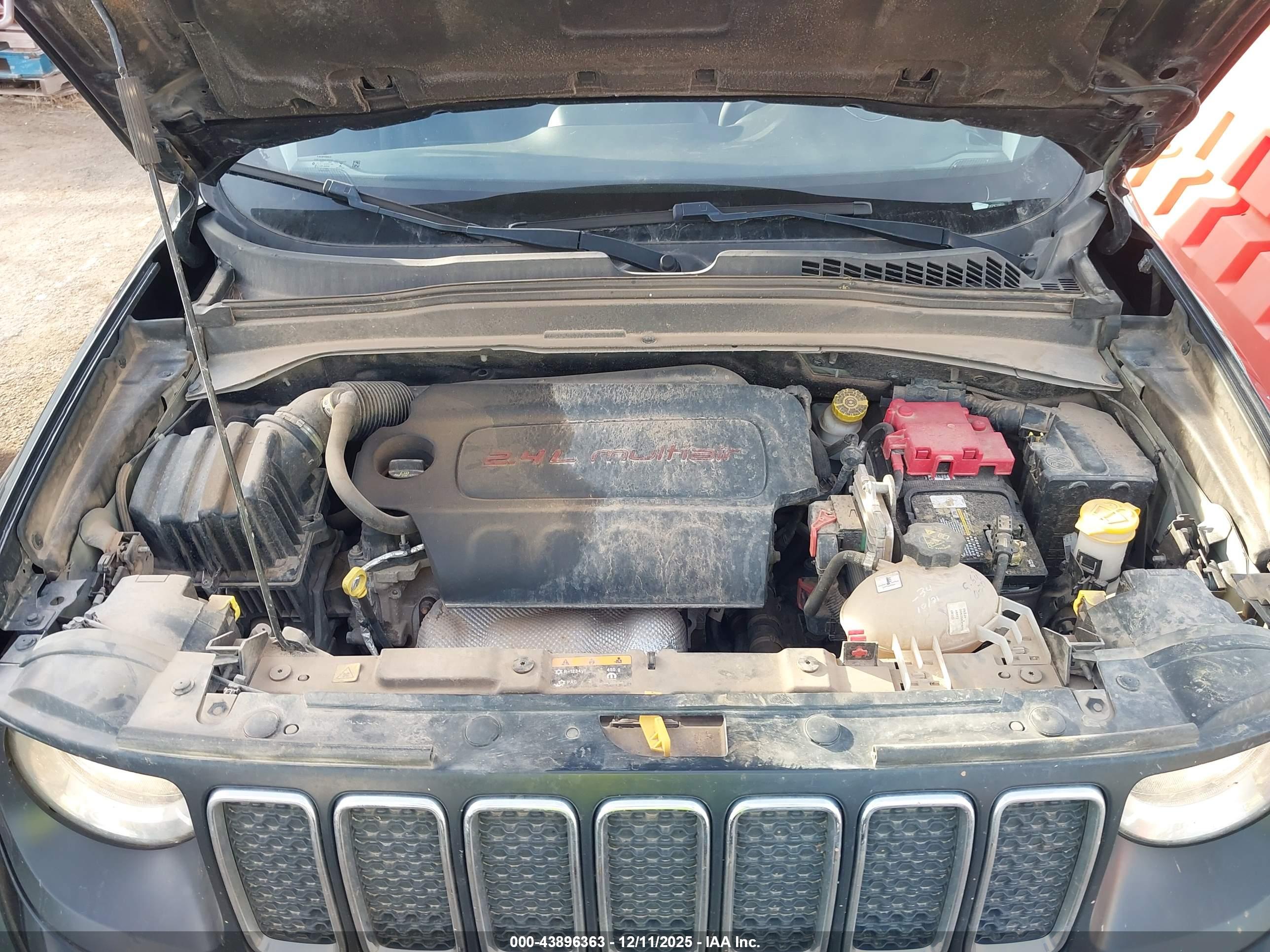 JEEP RENEGADE image 10