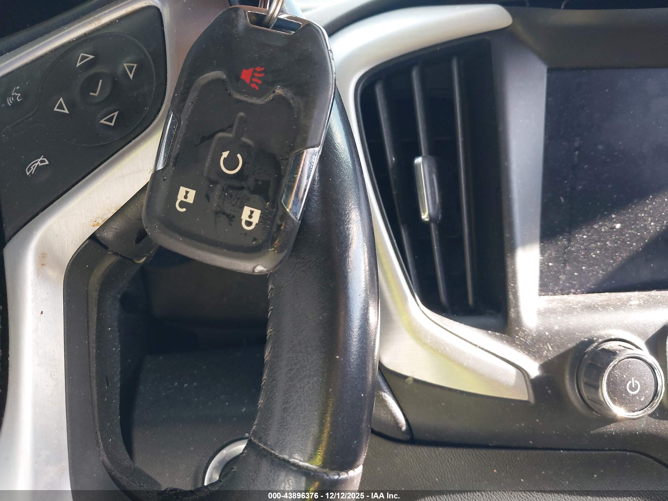 GMC TERRAIN image 11
