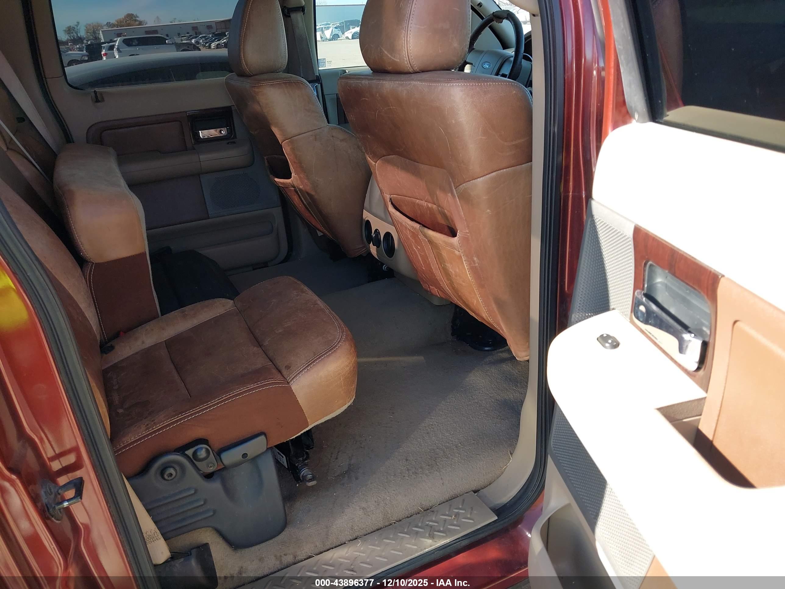 FORD F-150 image 8