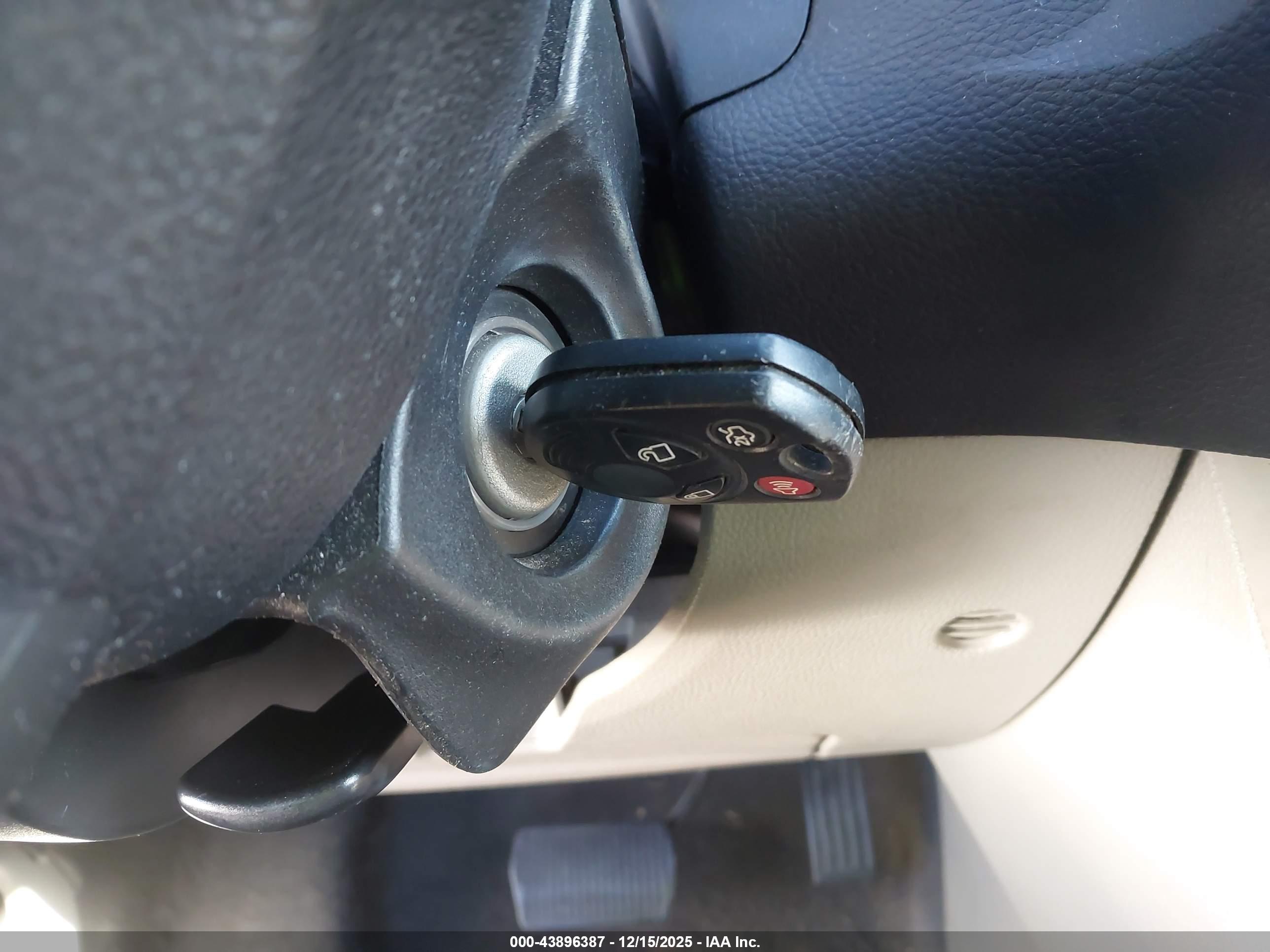 FORD FOCUS image 11