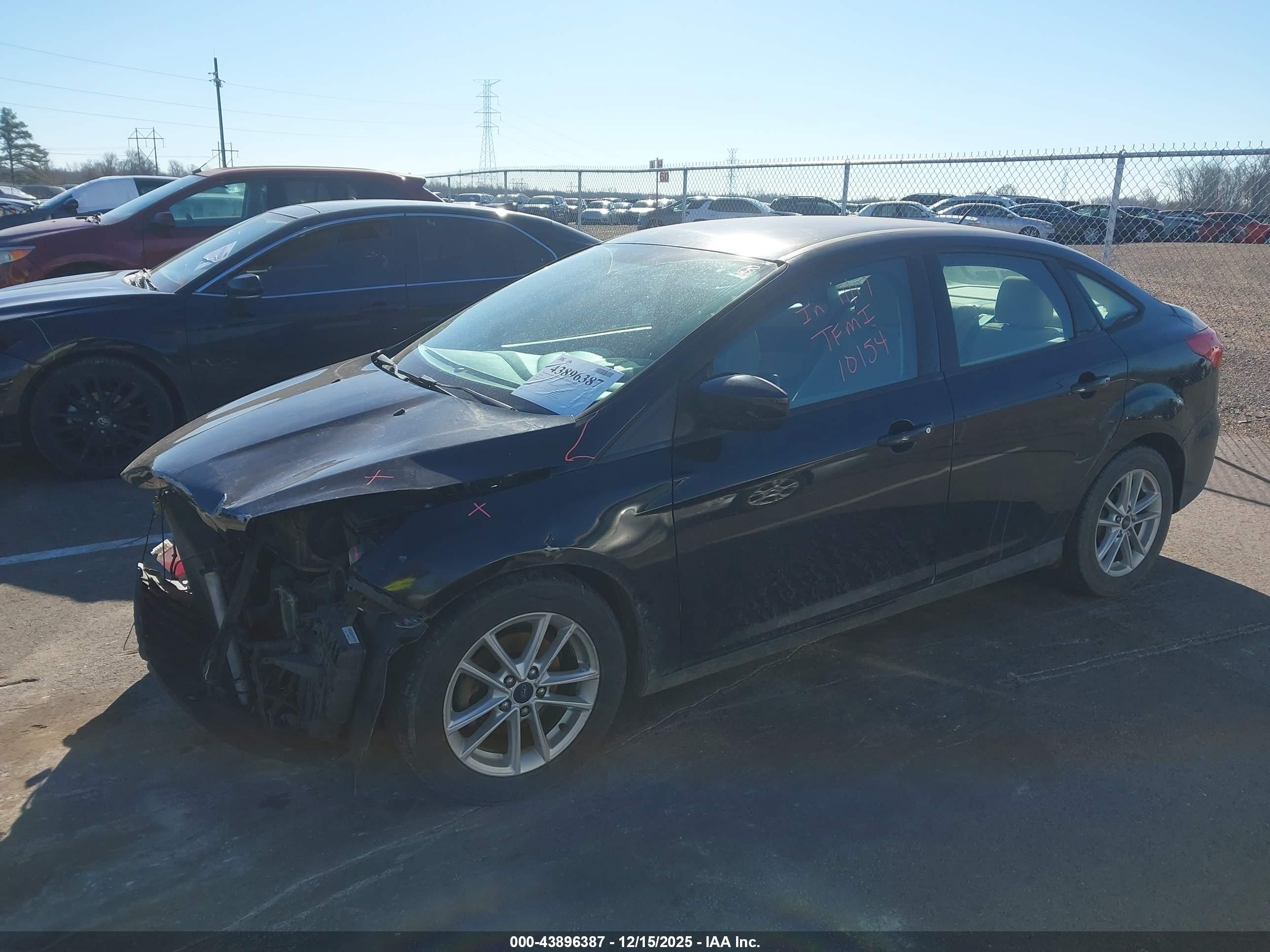 FORD FOCUS image 2