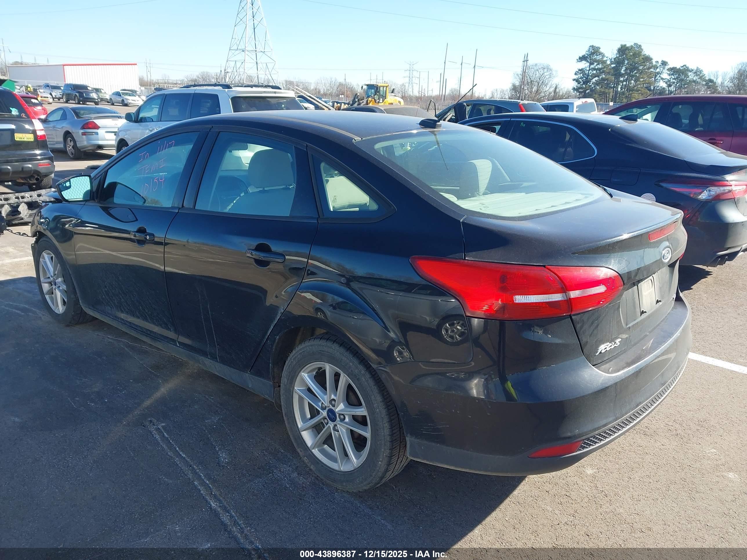 FORD FOCUS image 3