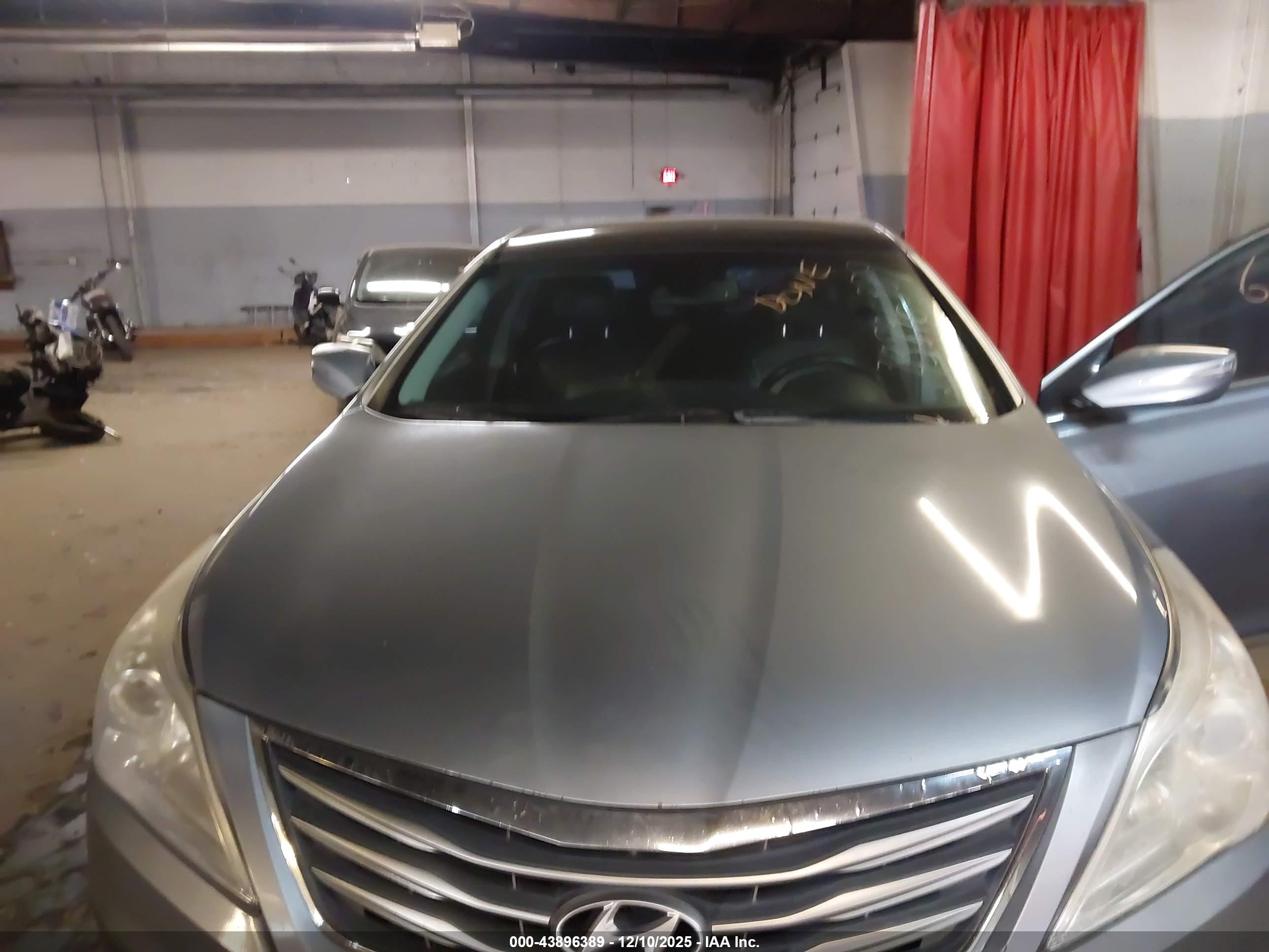 HYUNDAI AZERA image 6