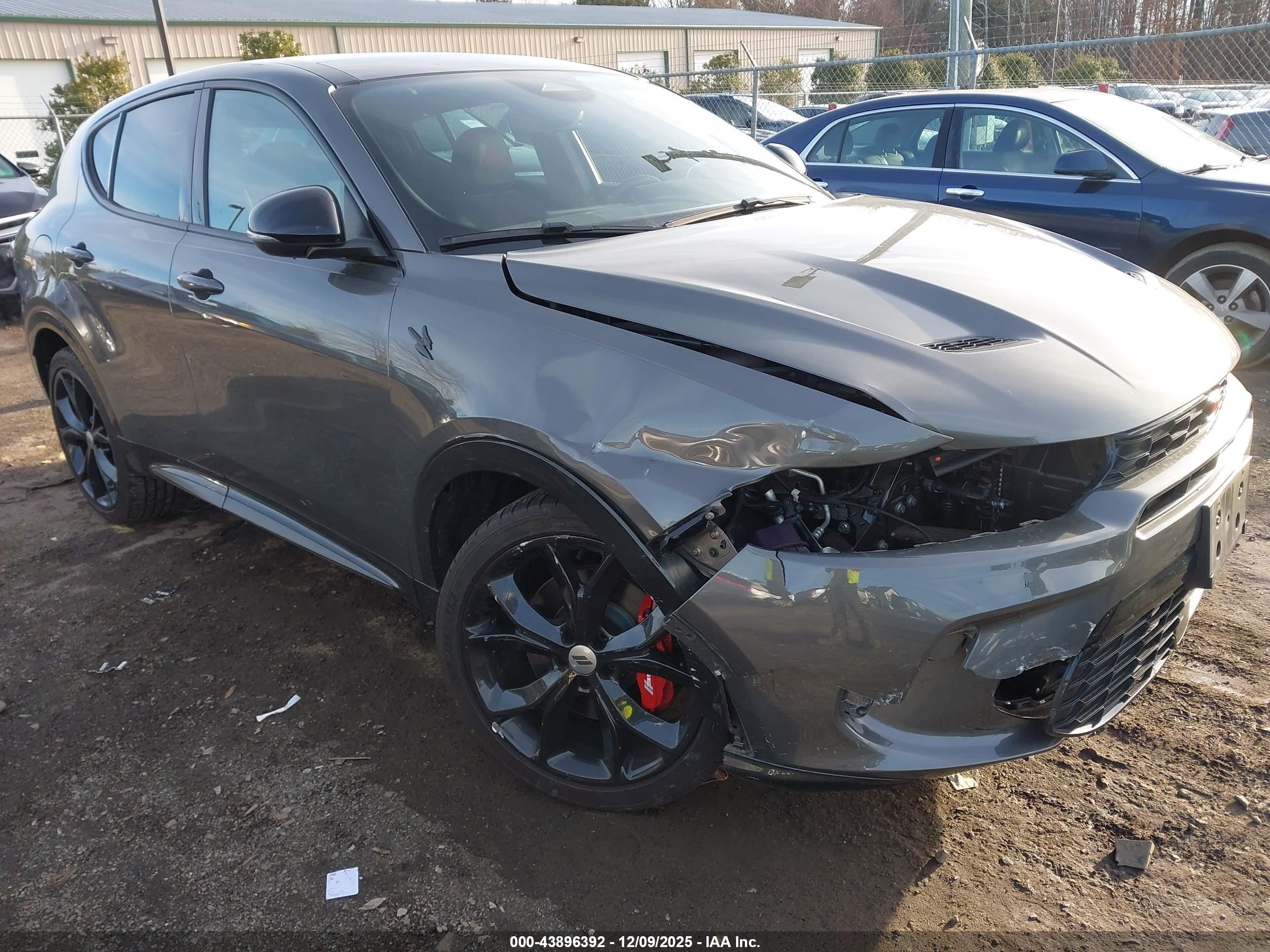 DODGE HORNET image 6