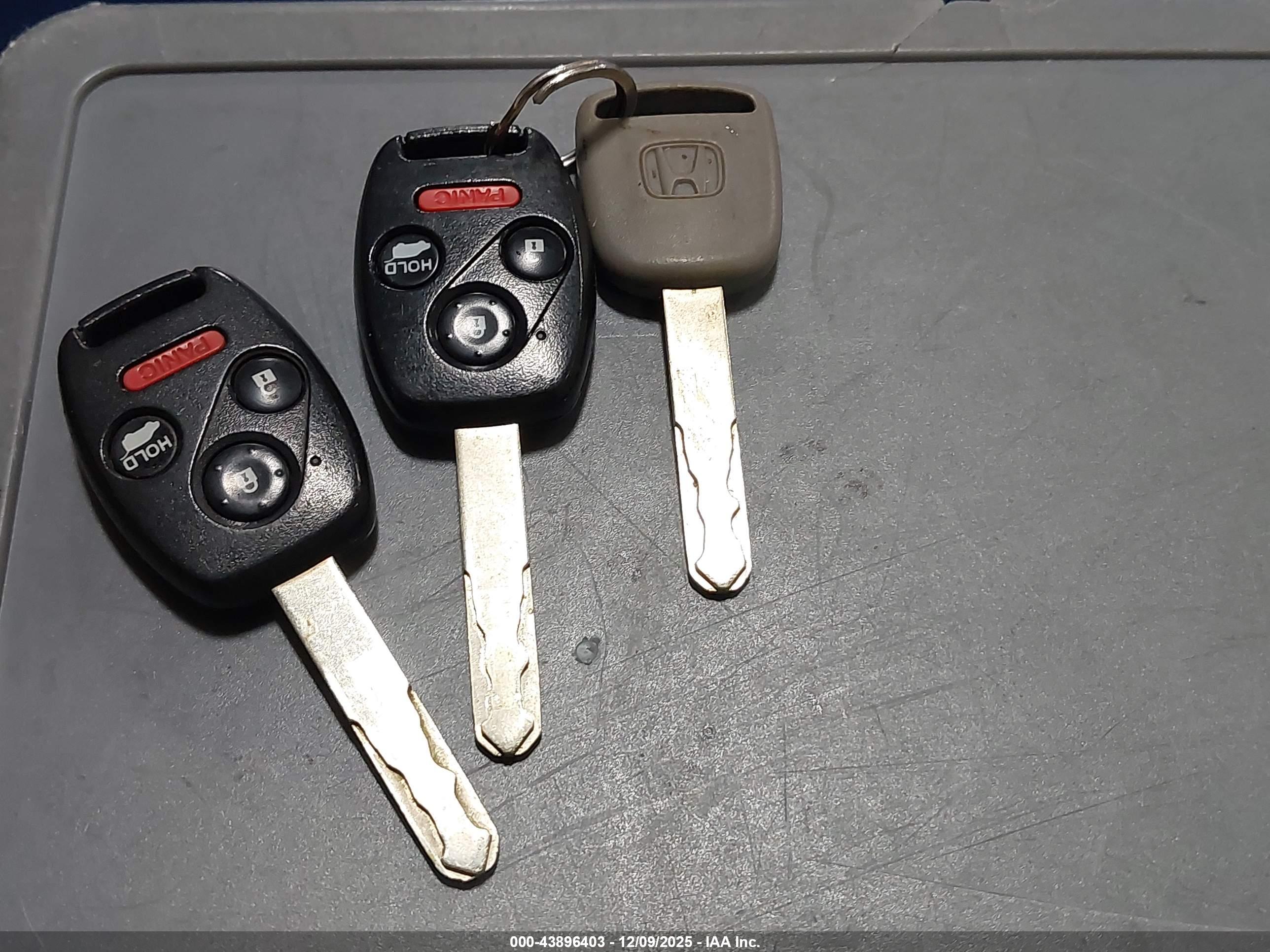 HONDA PILOT image 11
