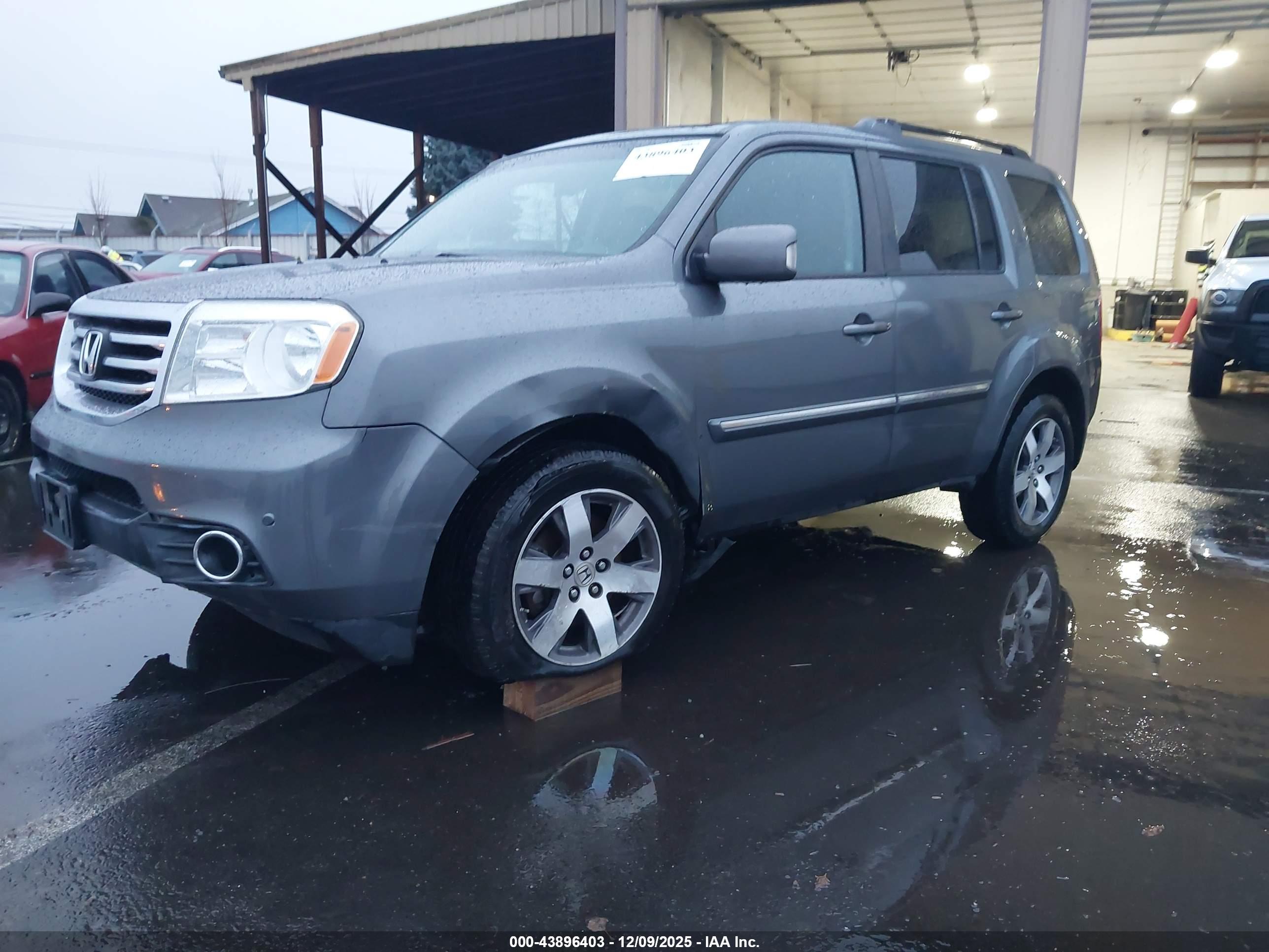 HONDA PILOT image 2