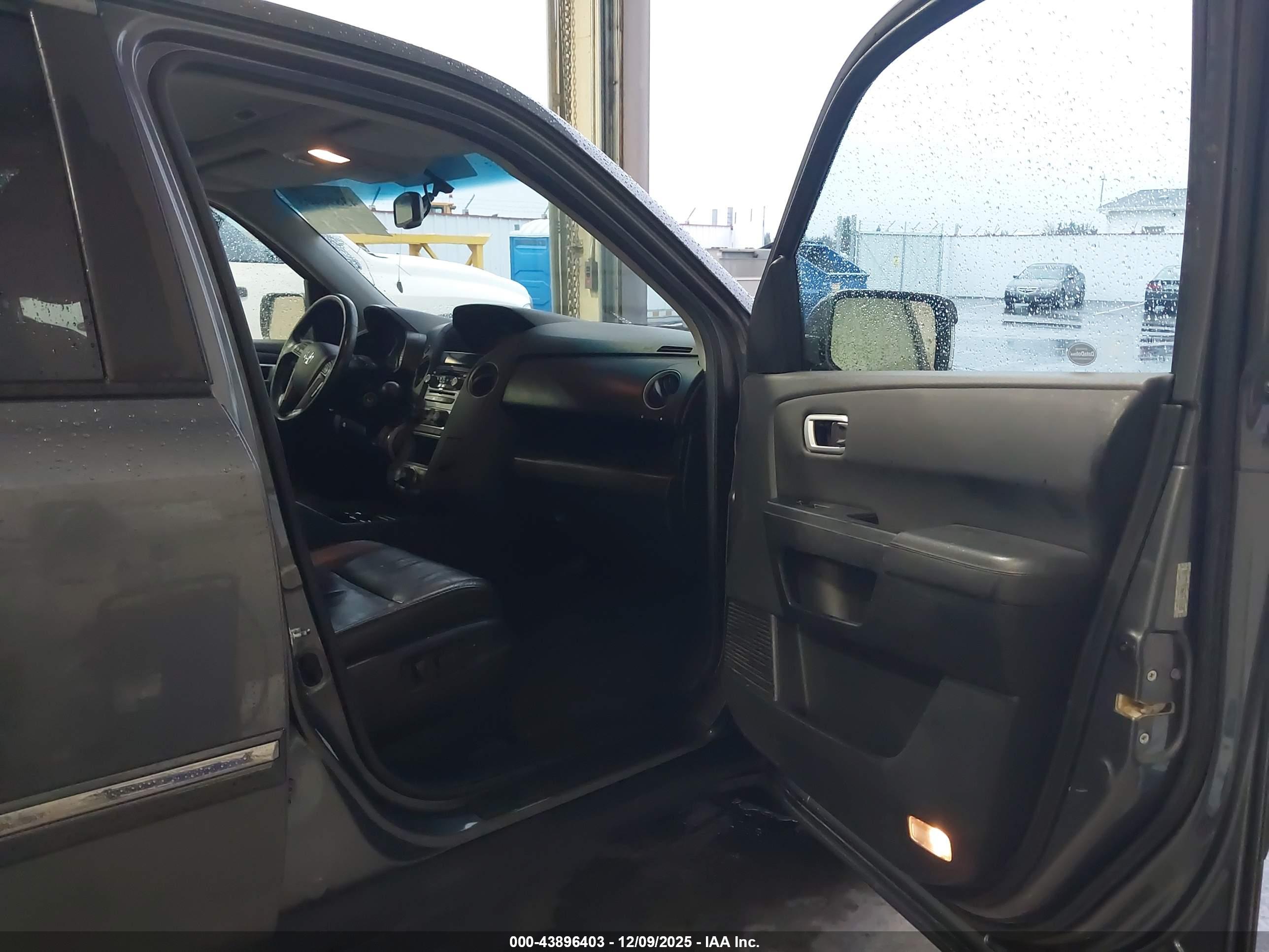 HONDA PILOT image 5