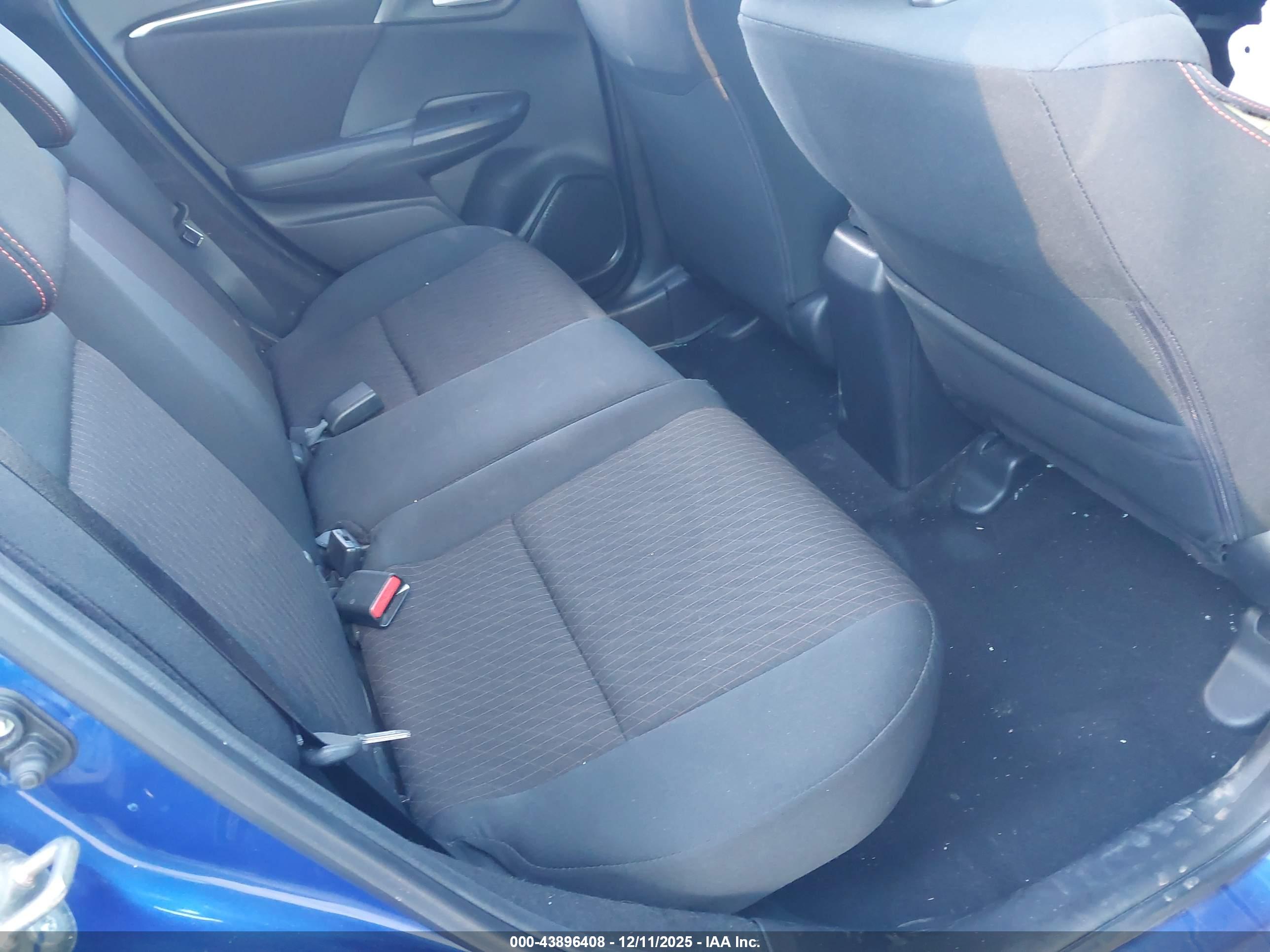 HONDA FIT image 8