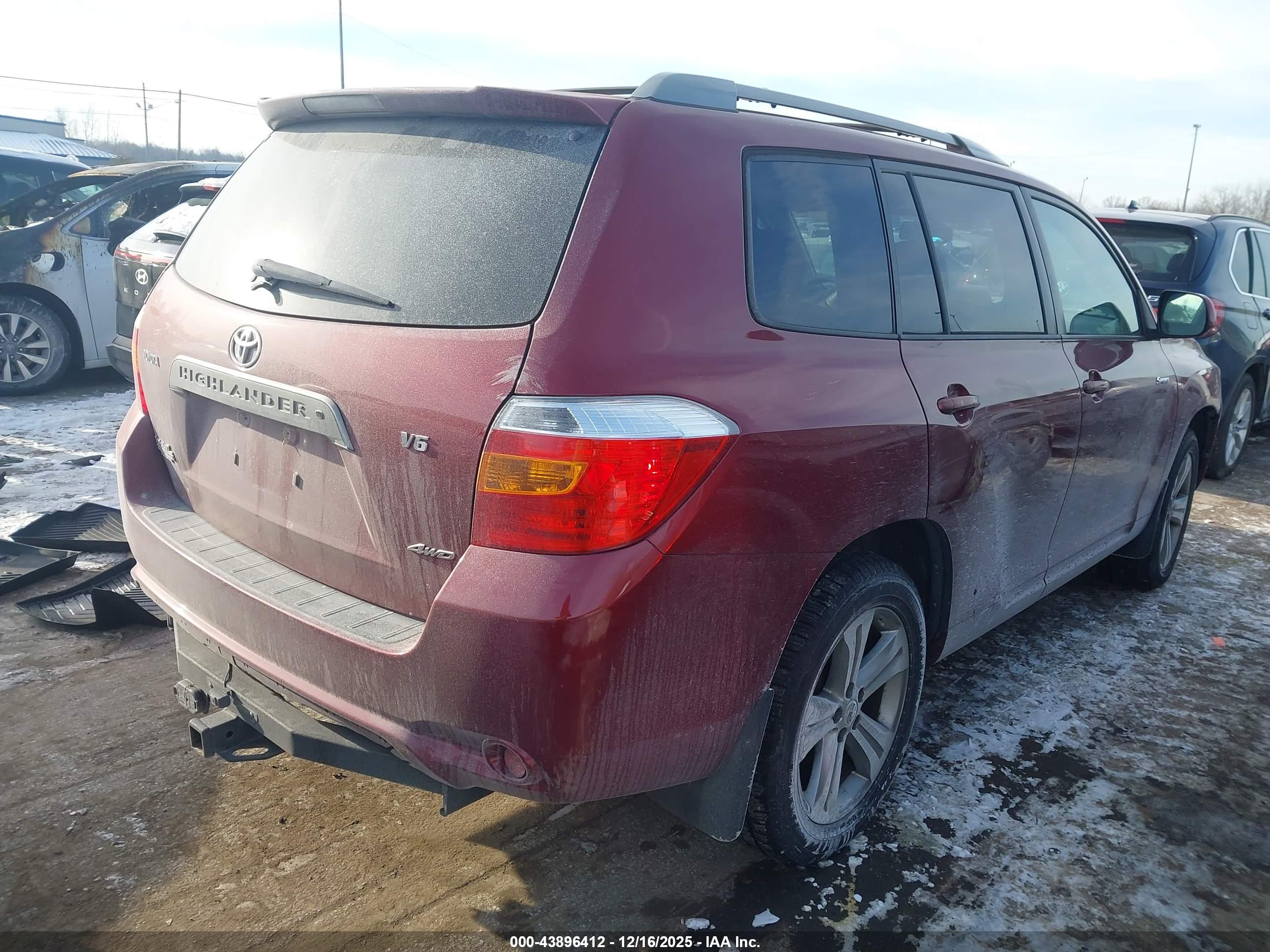 TOYOTA HIGHLANDER image 4