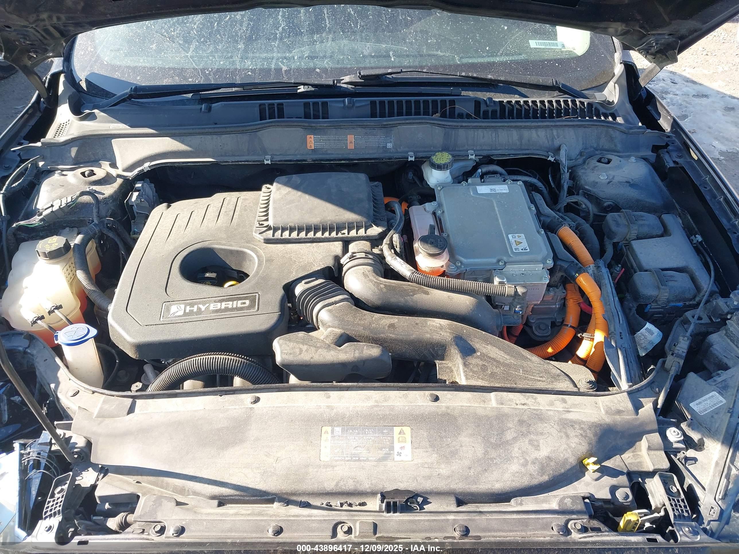 FORD FUSION image 10