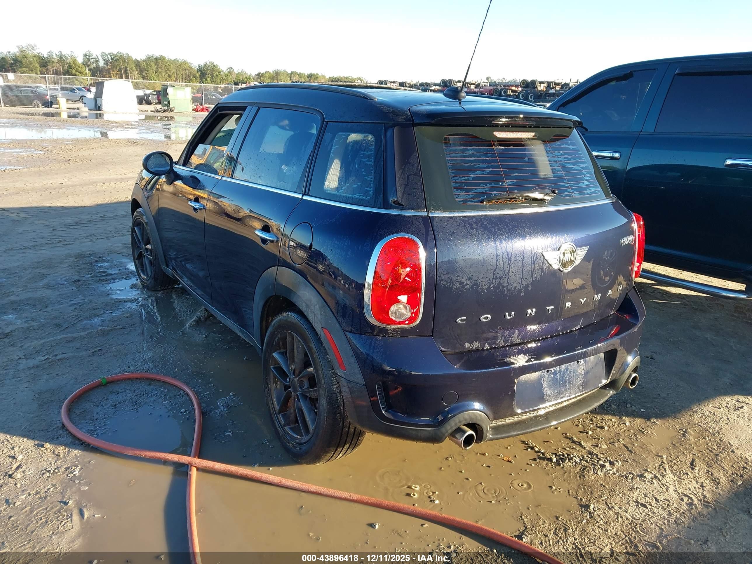 MINI COUNTRYMAN image 3