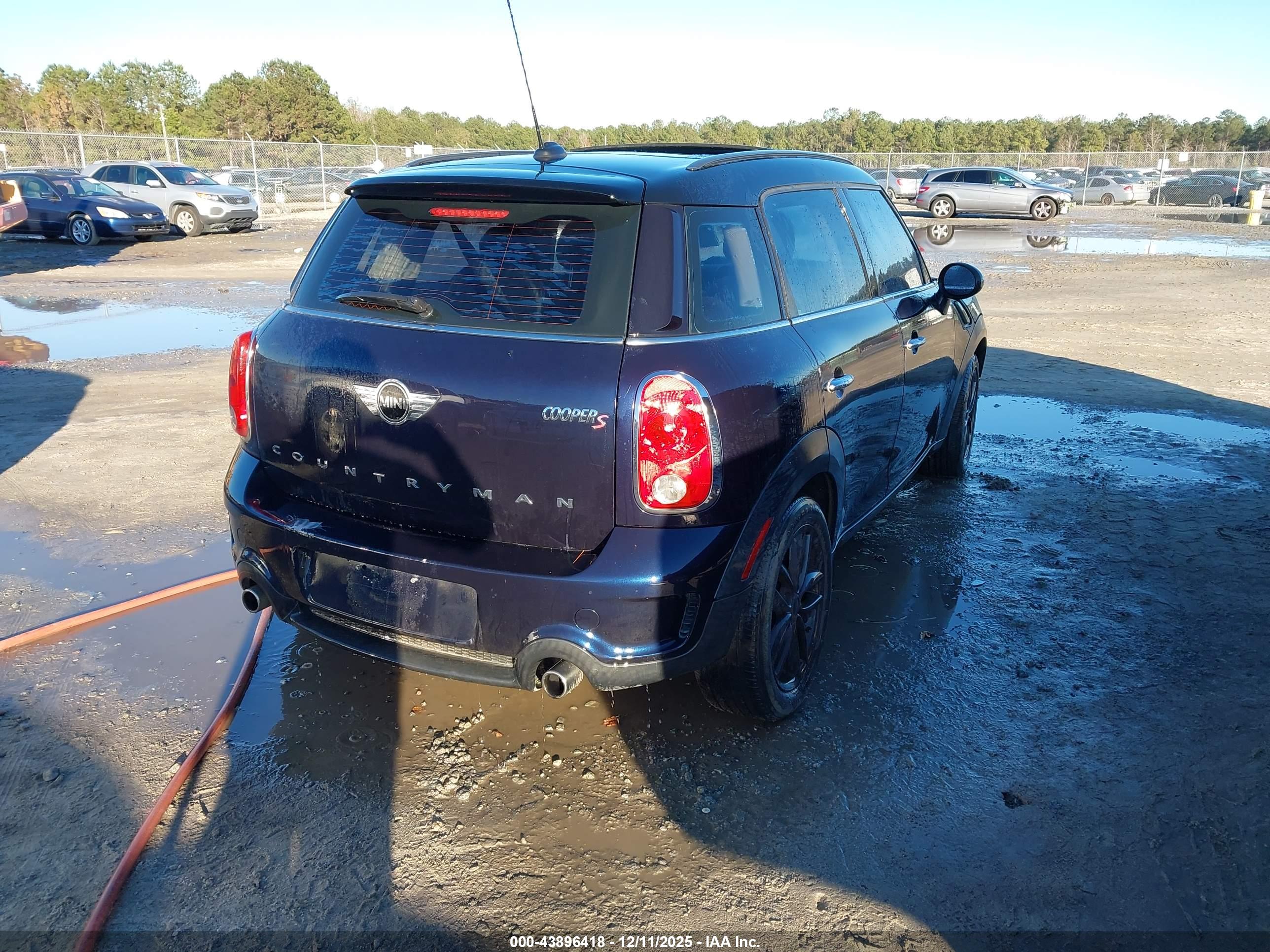 MINI COUNTRYMAN image 4
