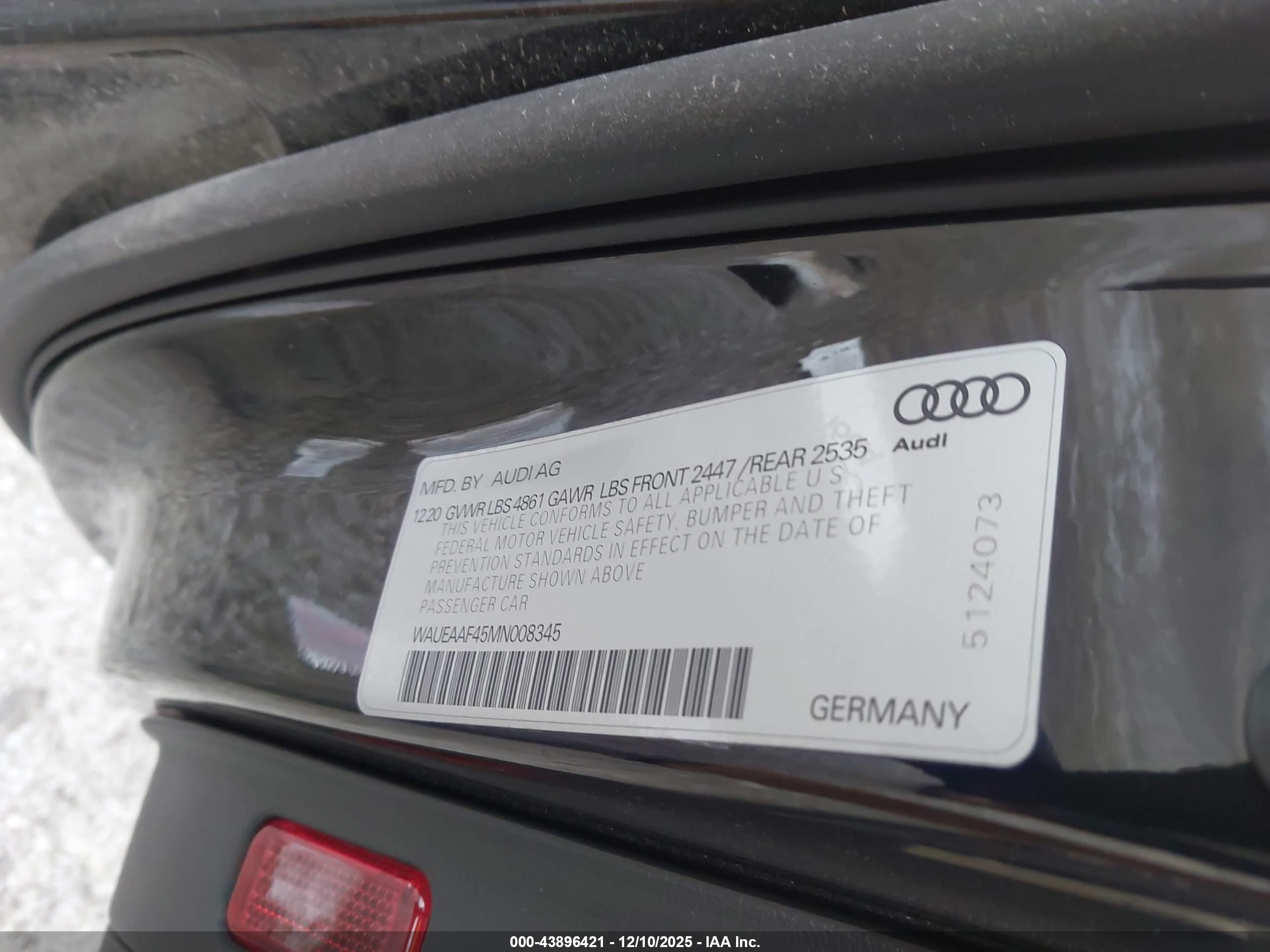 AUDI A4 image 9