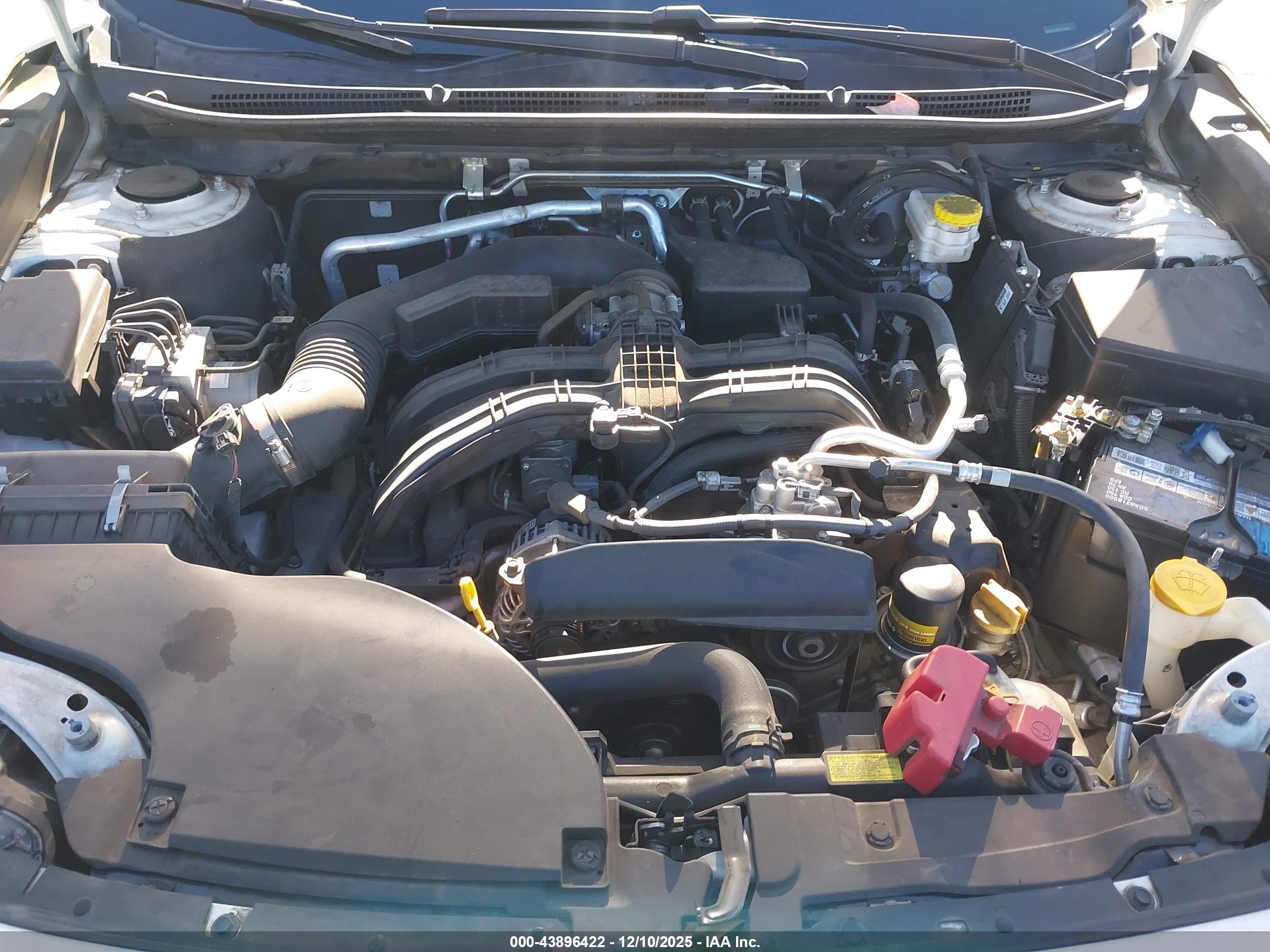 SUBARU OUTBACK image 10