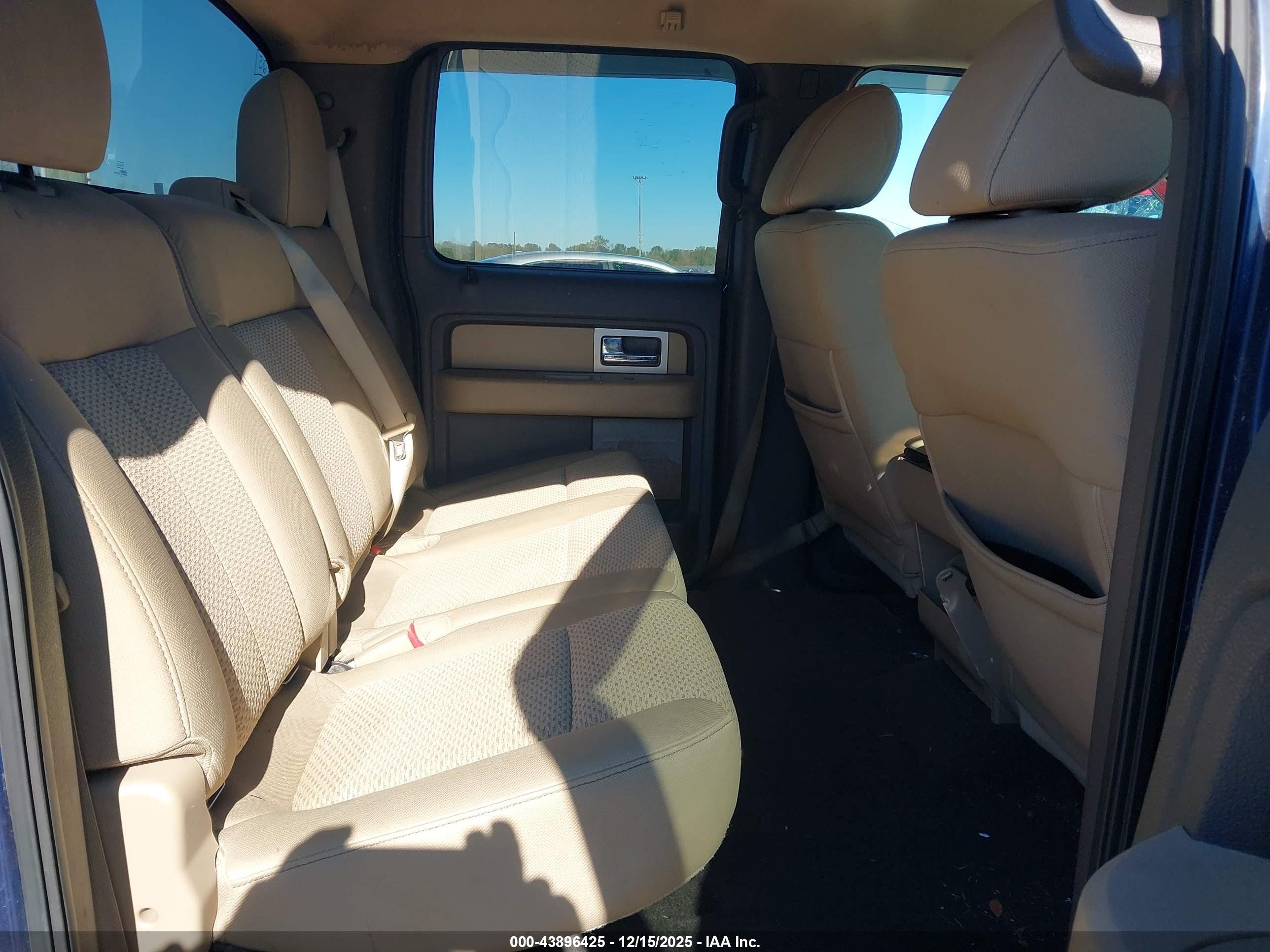 FORD F-150 image 8