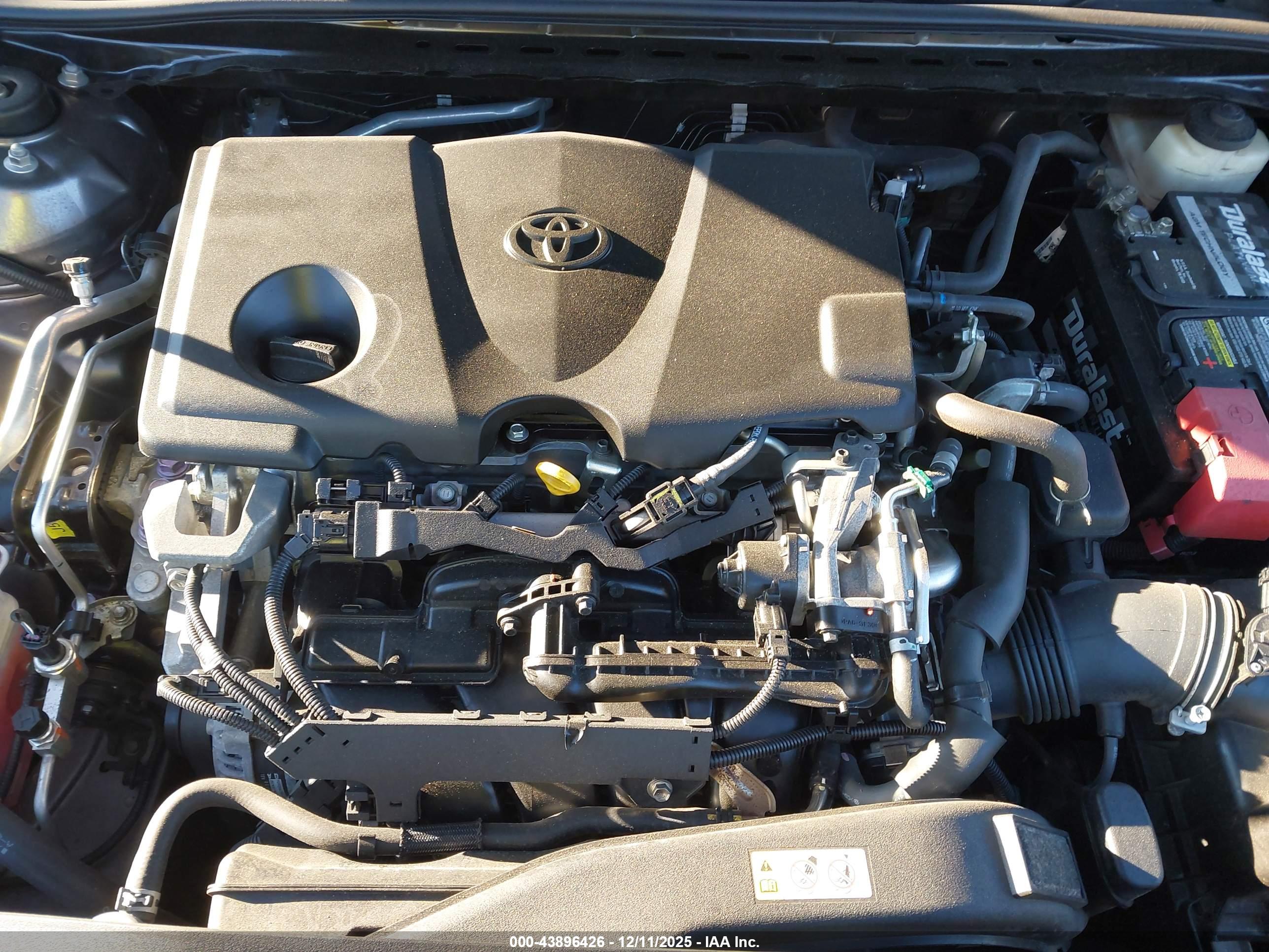 TOYOTA CAMRY image 10