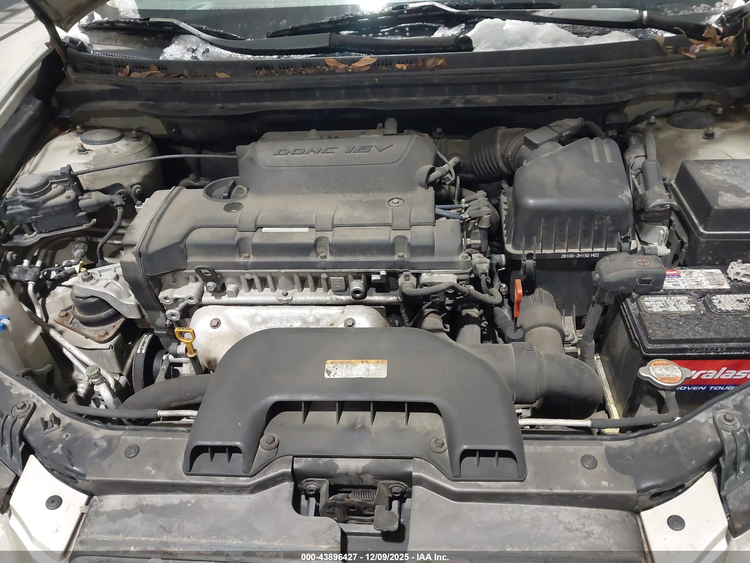 HYUNDAI ELANTRA image 10