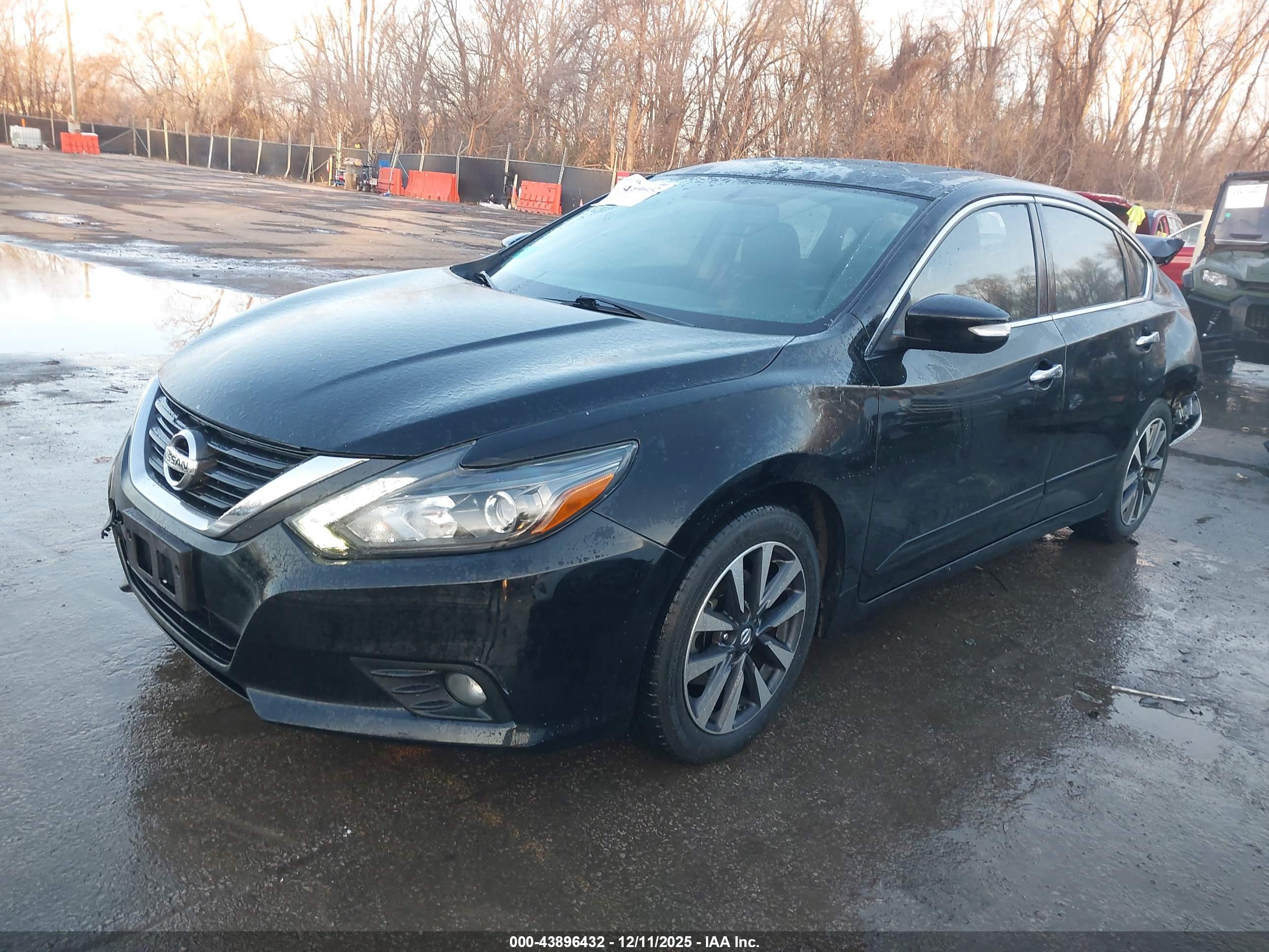 NISSAN ALTIMA image 2