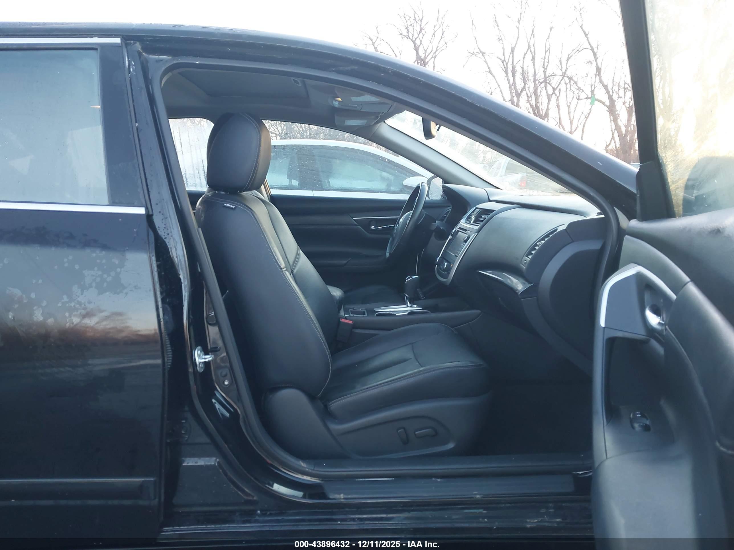 NISSAN ALTIMA image 5