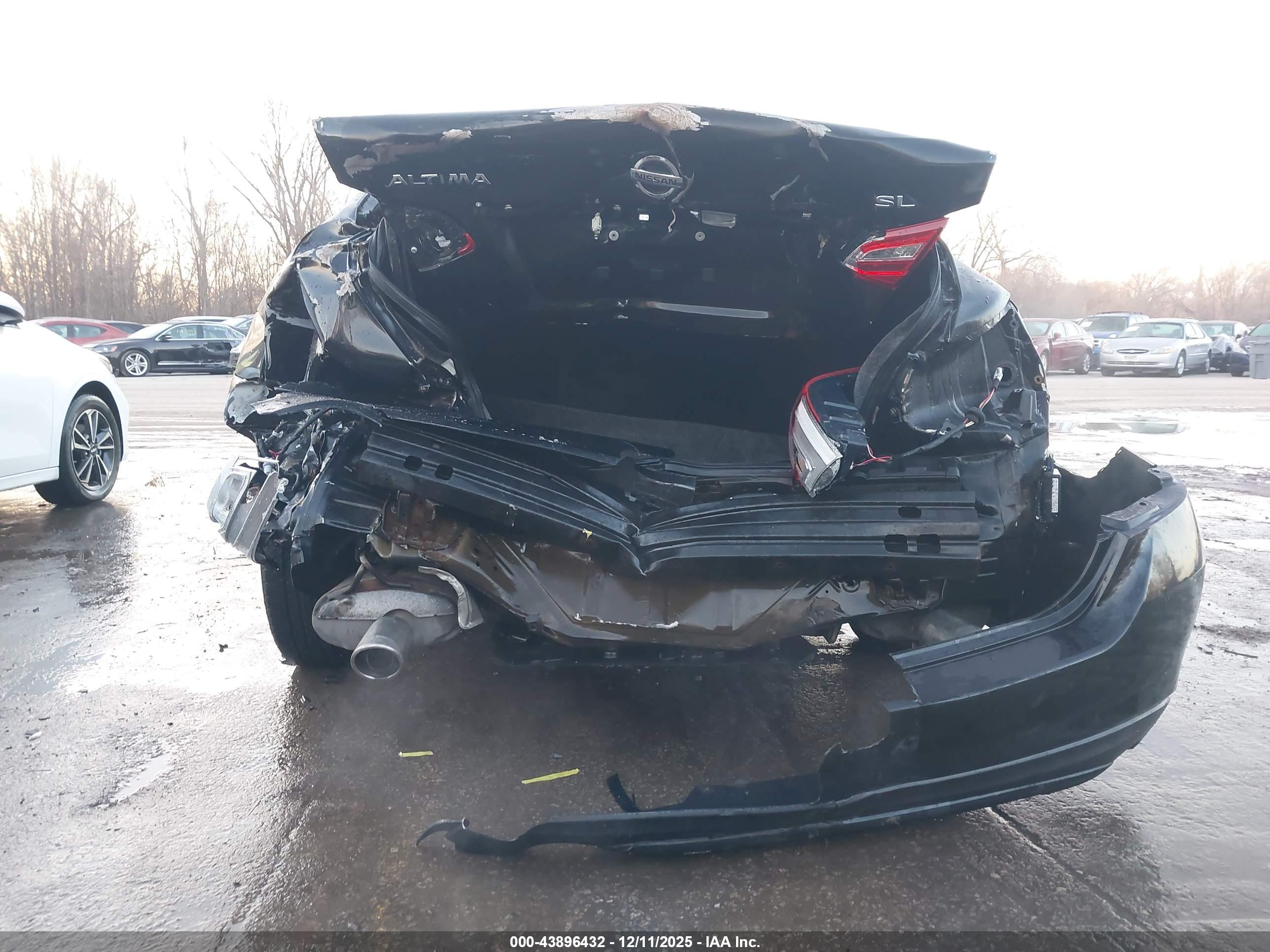 NISSAN ALTIMA image 6