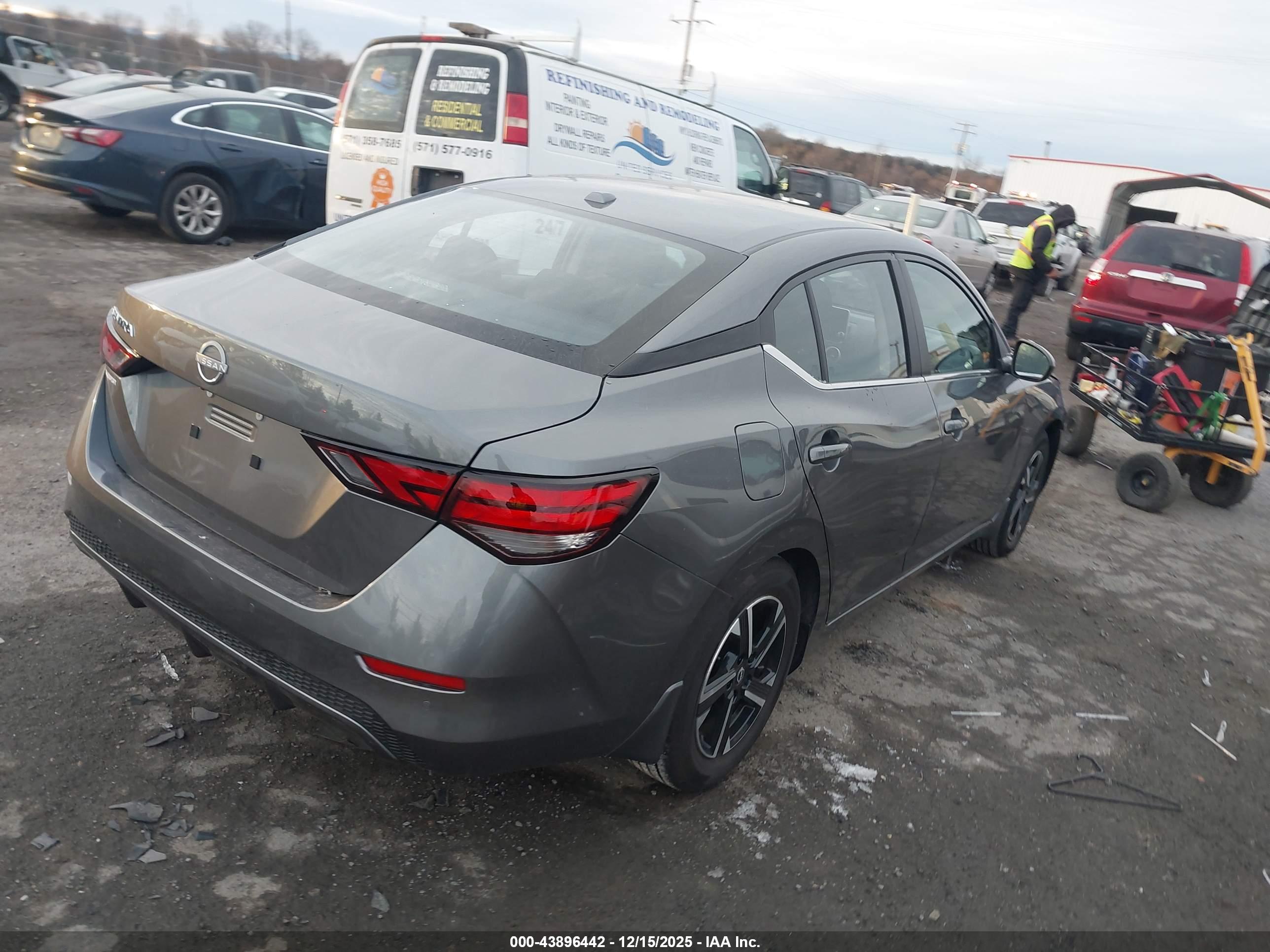 NISSAN SENTRA image 4