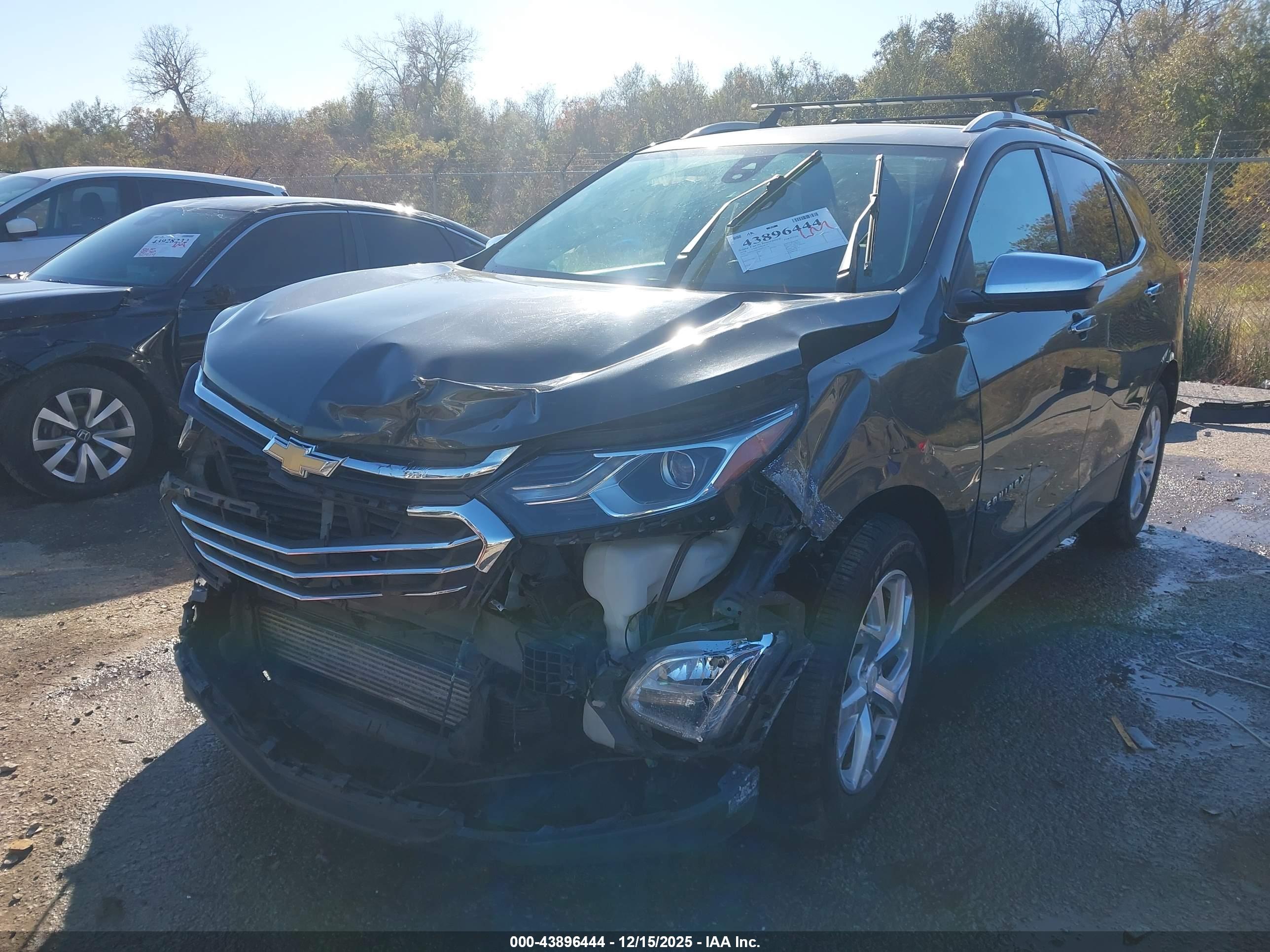 CHEVROLET EQUINOX image 2