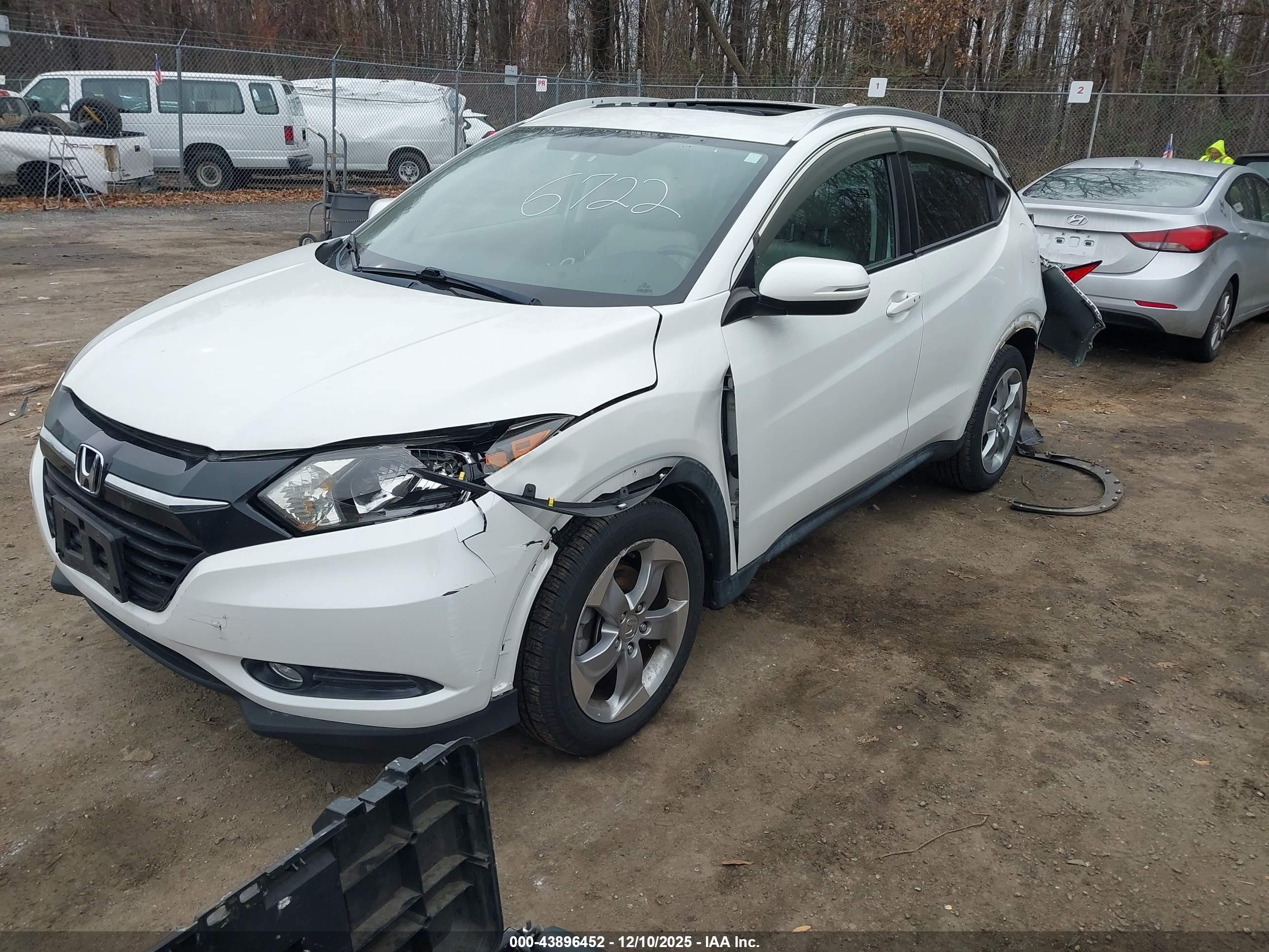 HONDA HR-V image 2