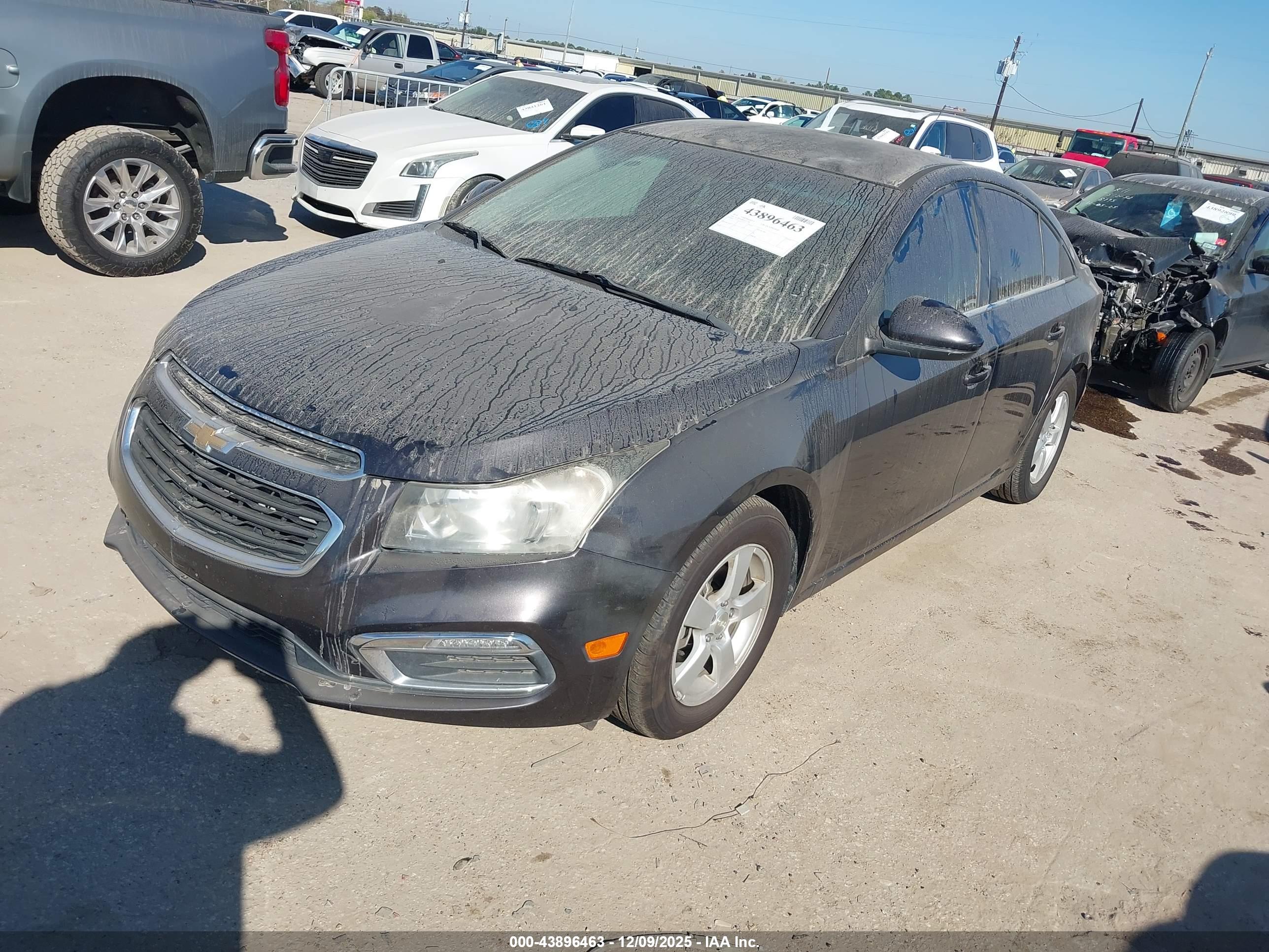 CHEVROLET CRUZE image 2