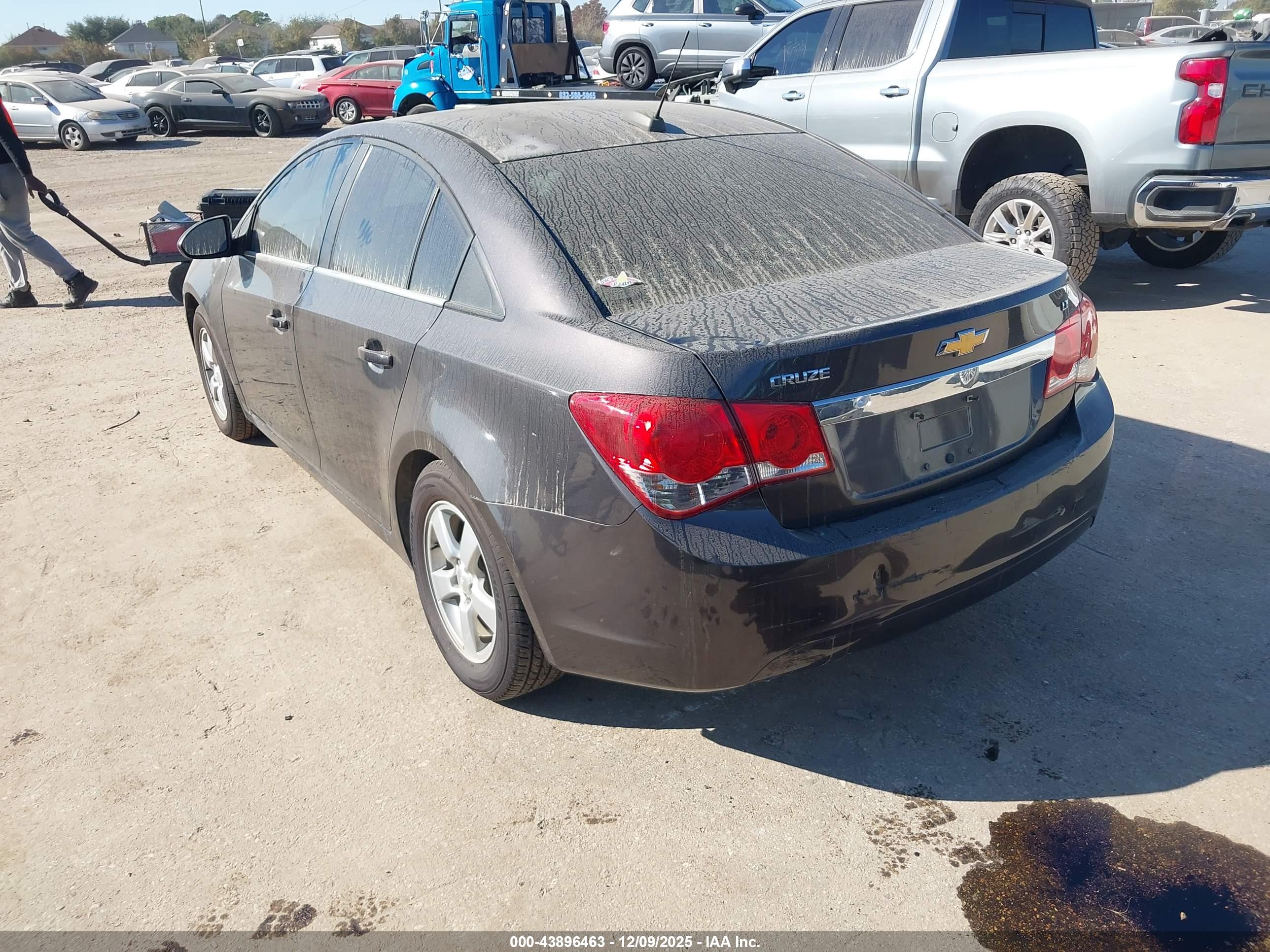 CHEVROLET CRUZE image 3