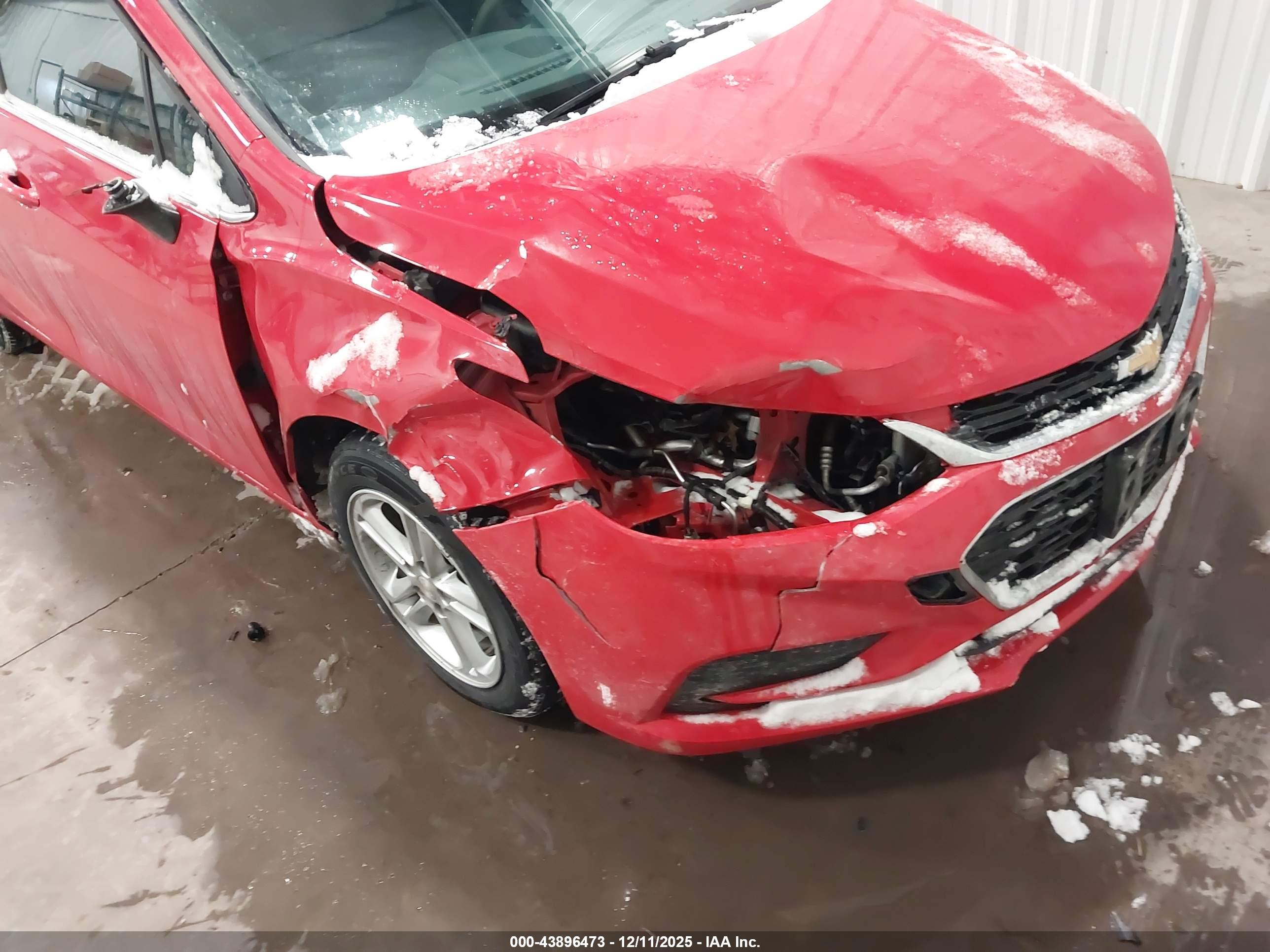 CHEVROLET CRUZE image 6