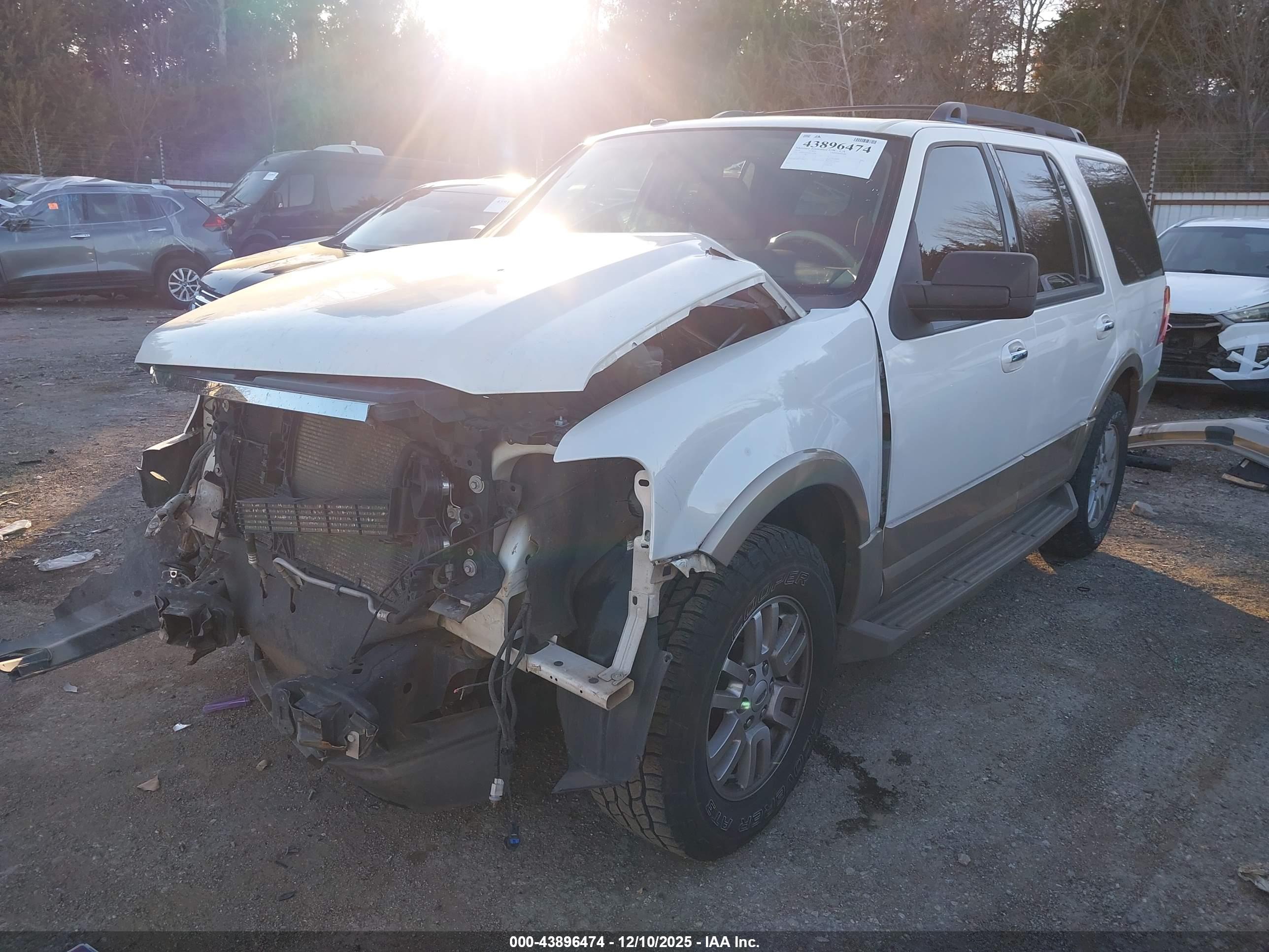 FORD EXPEDITION image 2