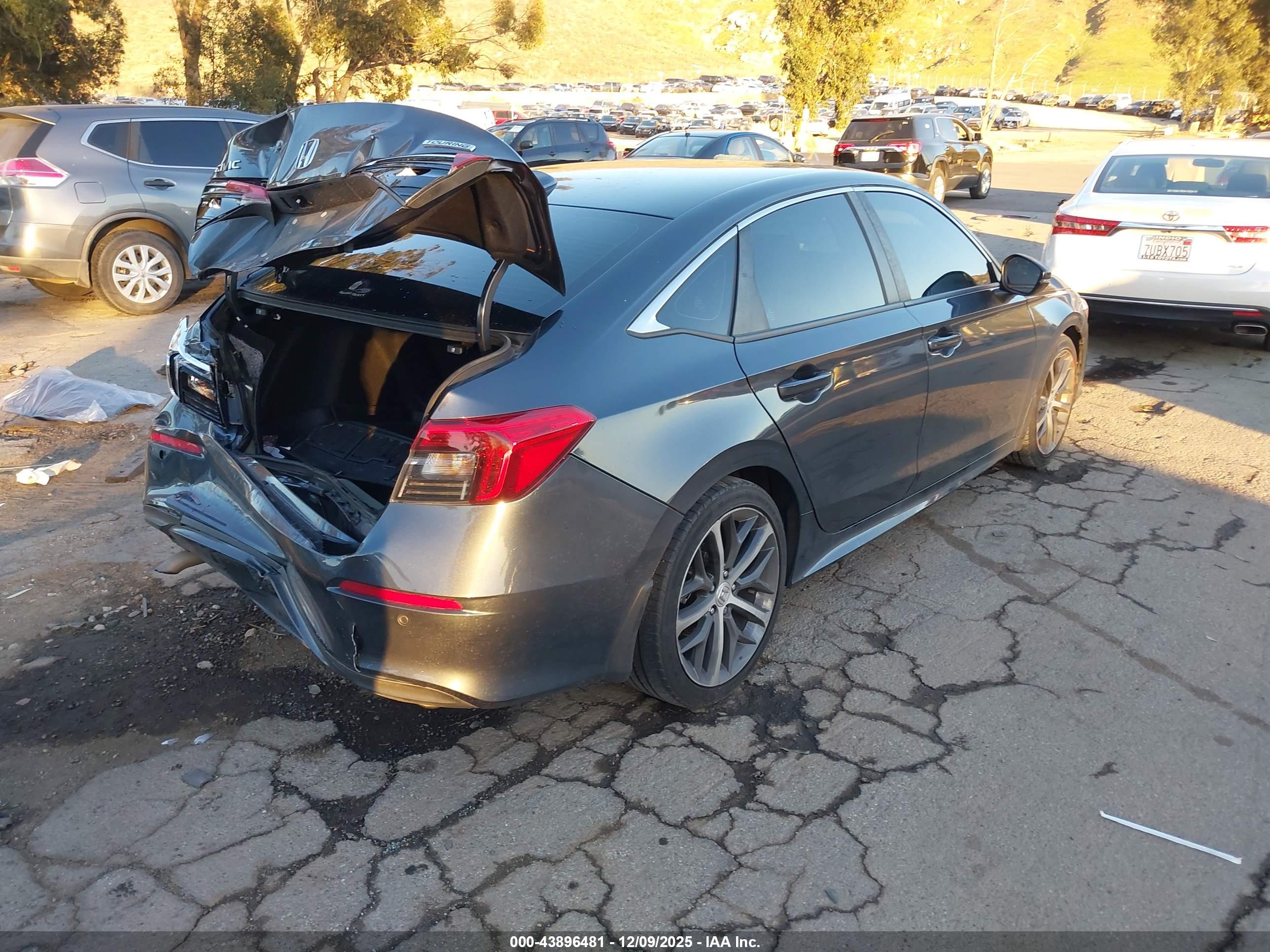 HONDA CIVIC image 4