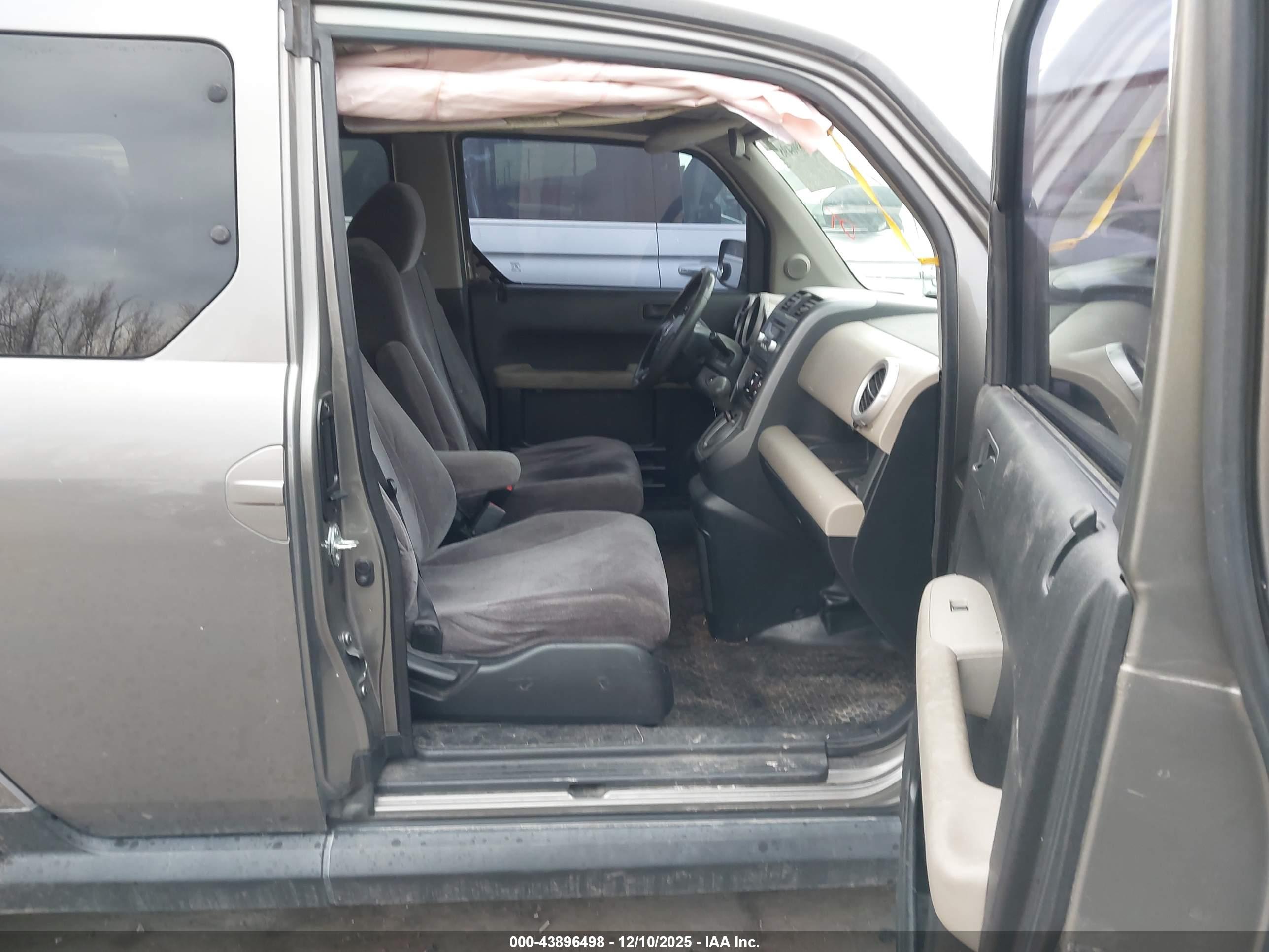 HONDA ELEMENT image 5