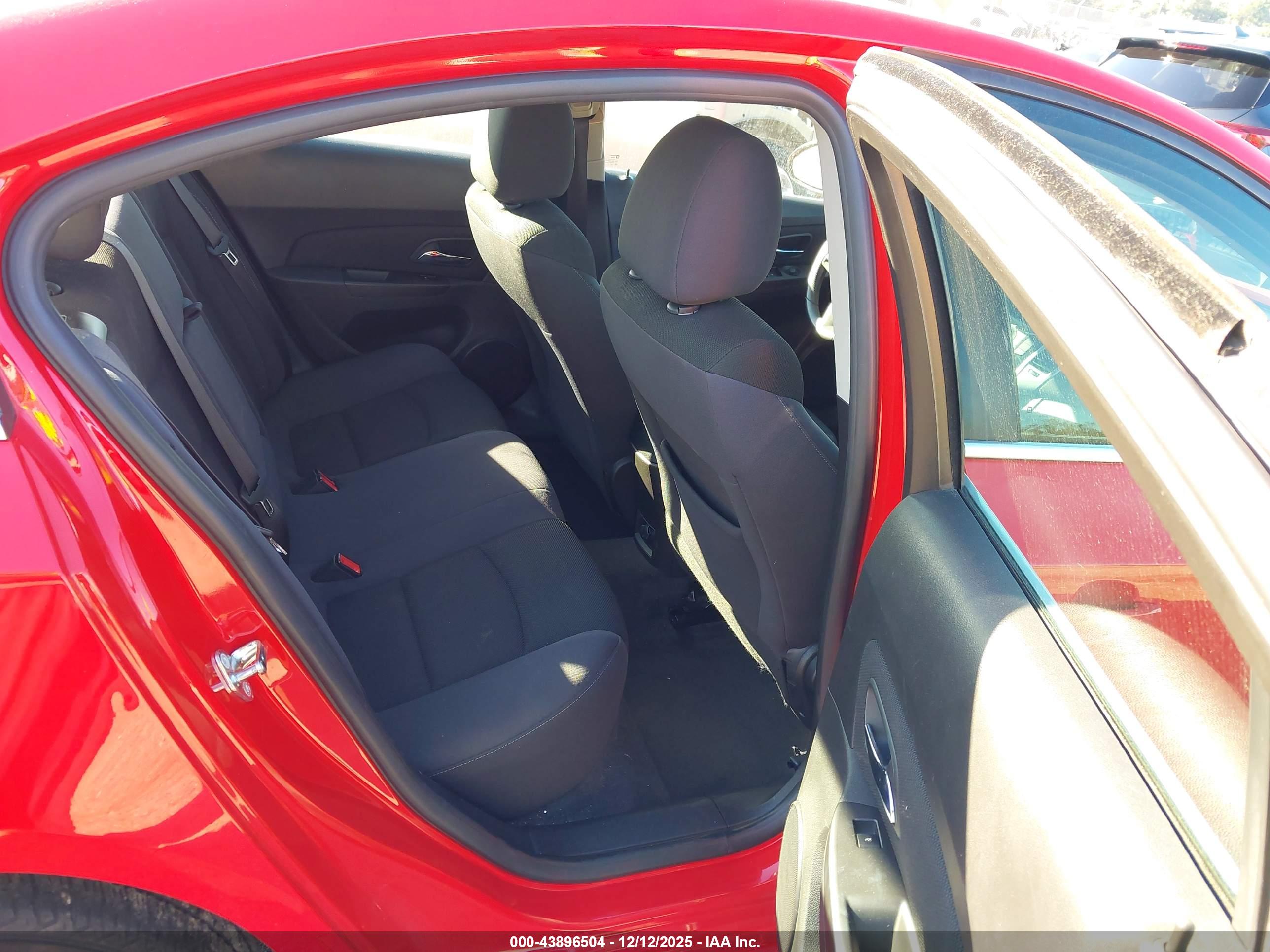 CHEVROLET CRUZE image 8