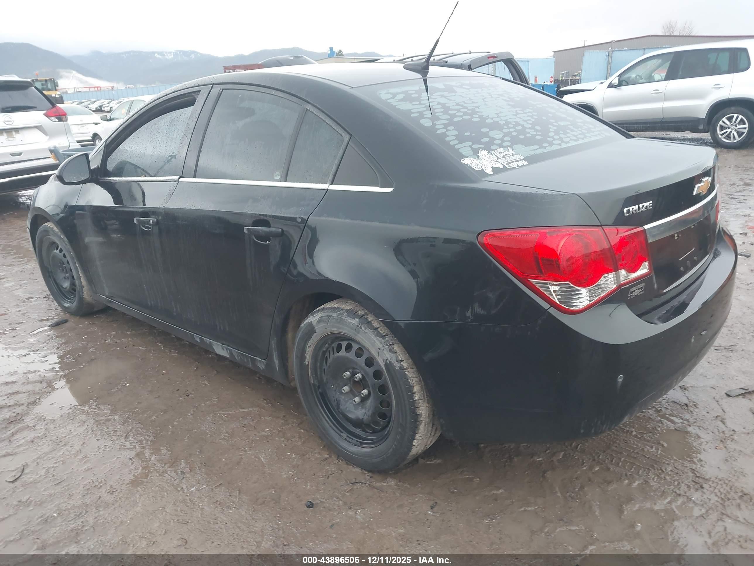 CHEVROLET CRUZE image 3
