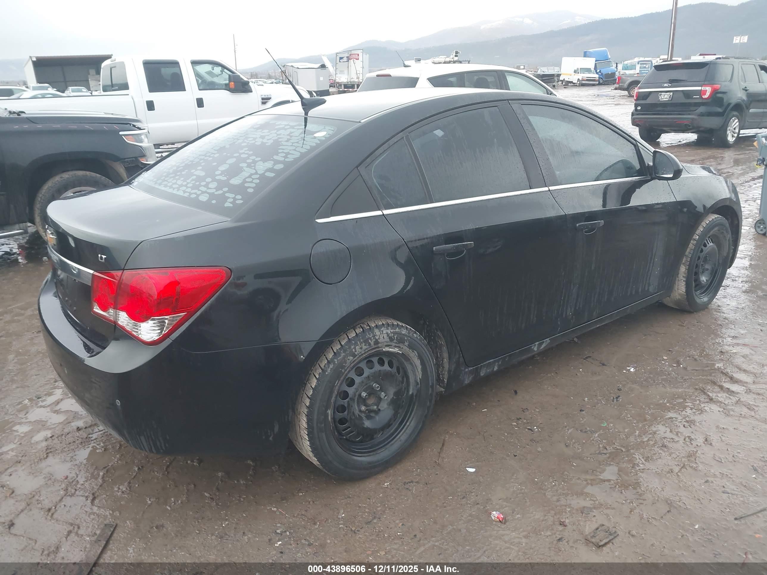 CHEVROLET CRUZE image 4
