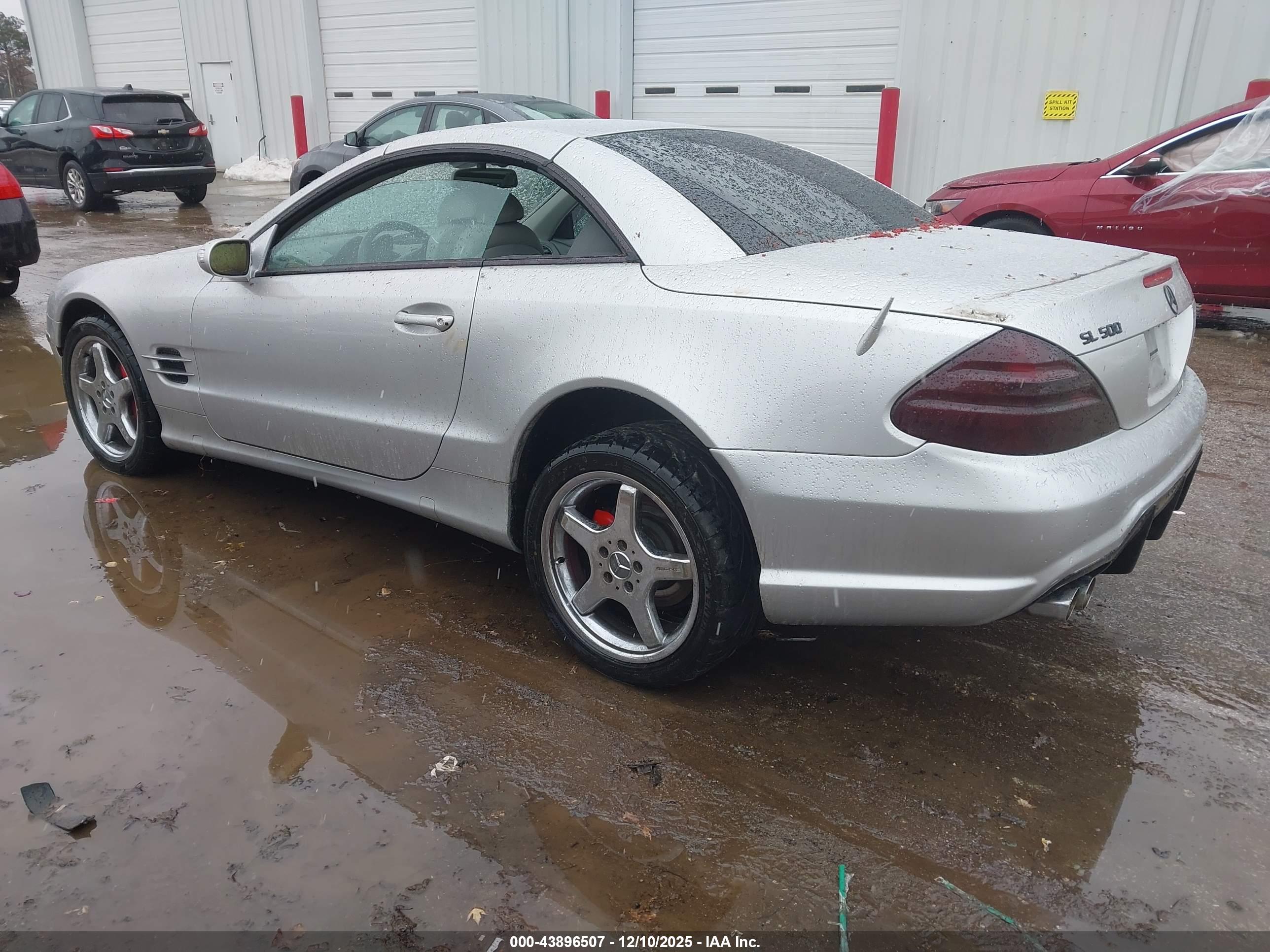 MERCEDES-BENZ SL image 3